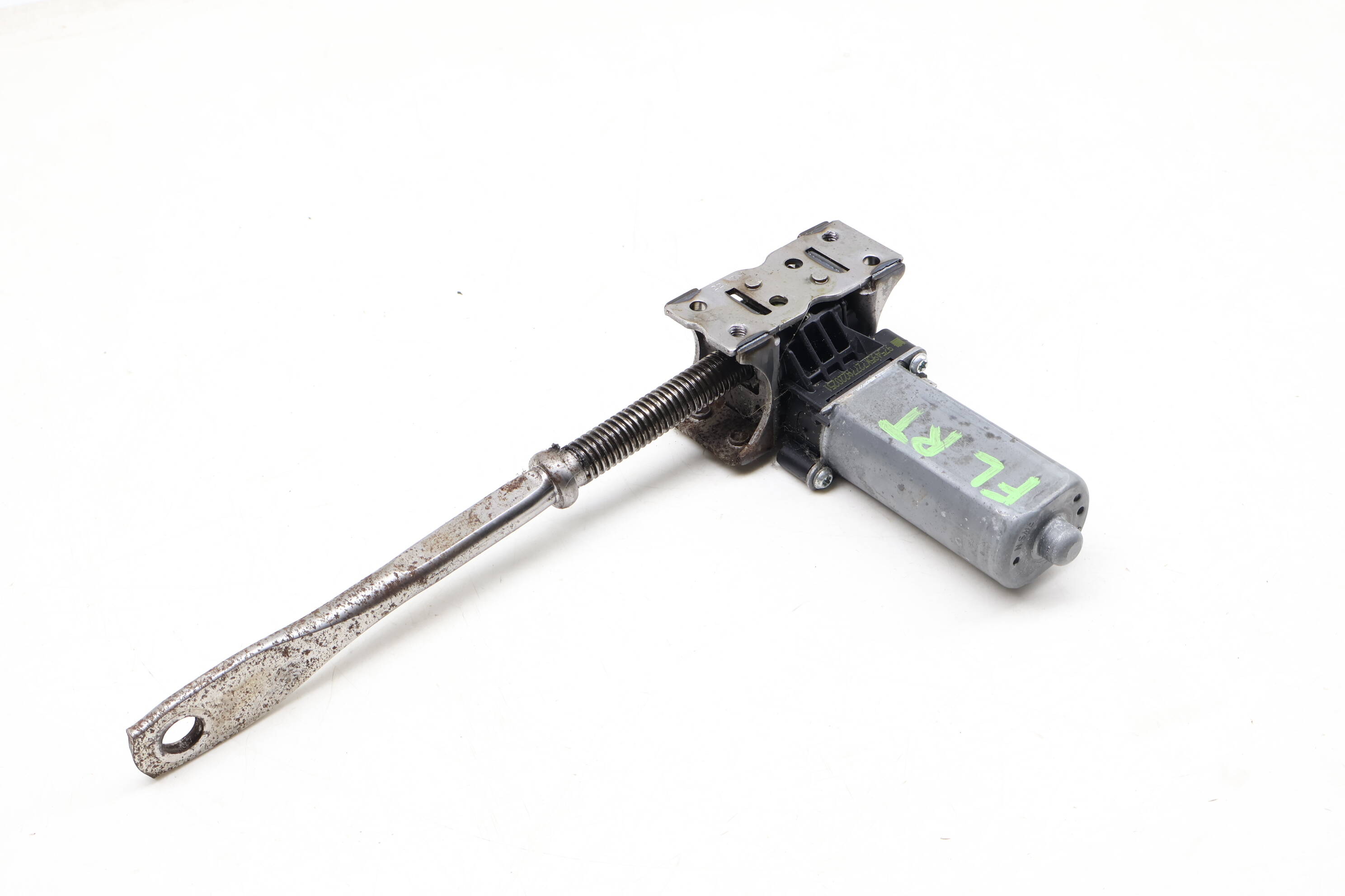 Rear Tilt / Height Seat Motor LR135606