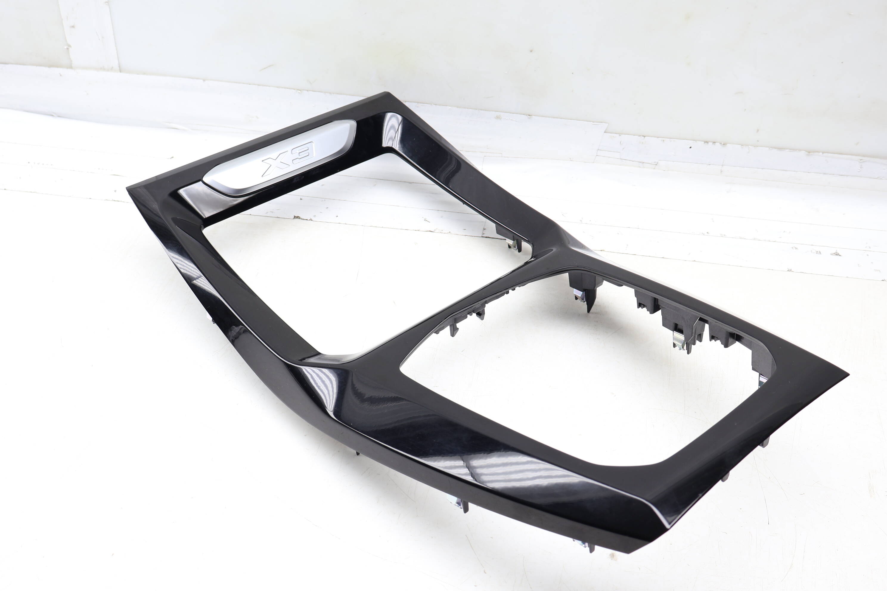 Center Console Trim Panel 9871574