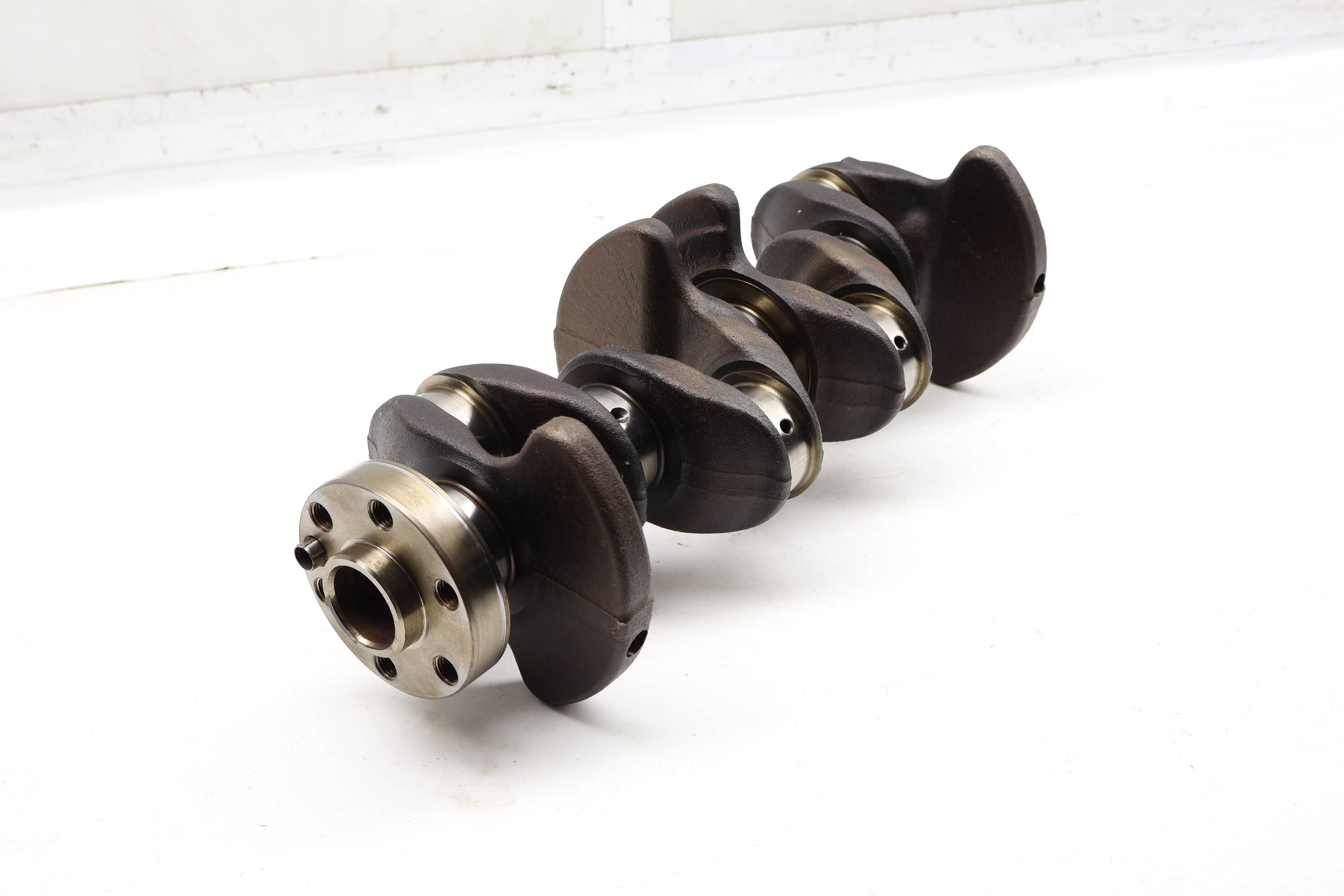 Crankshaft / Crank Shaft 11217640165