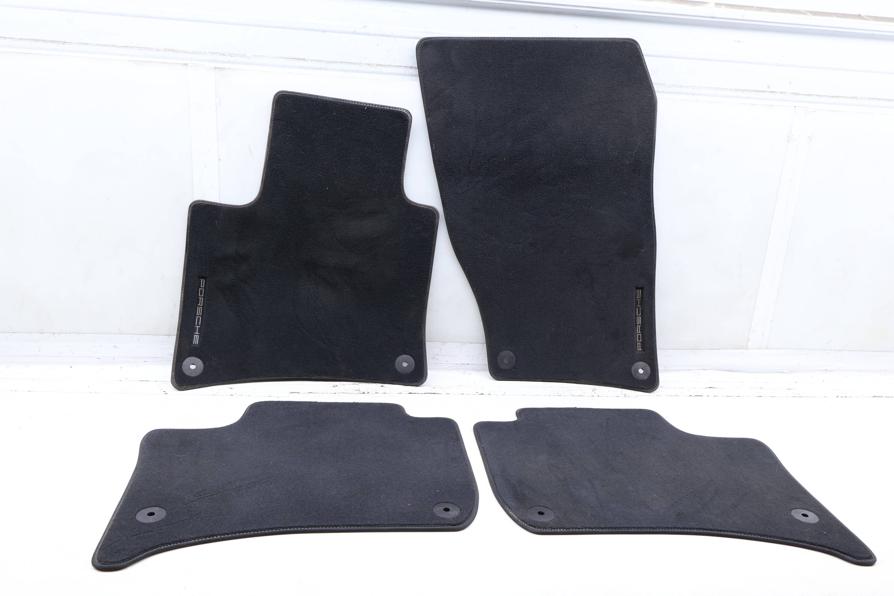 Carpet Floor Mat Set (Porsche)