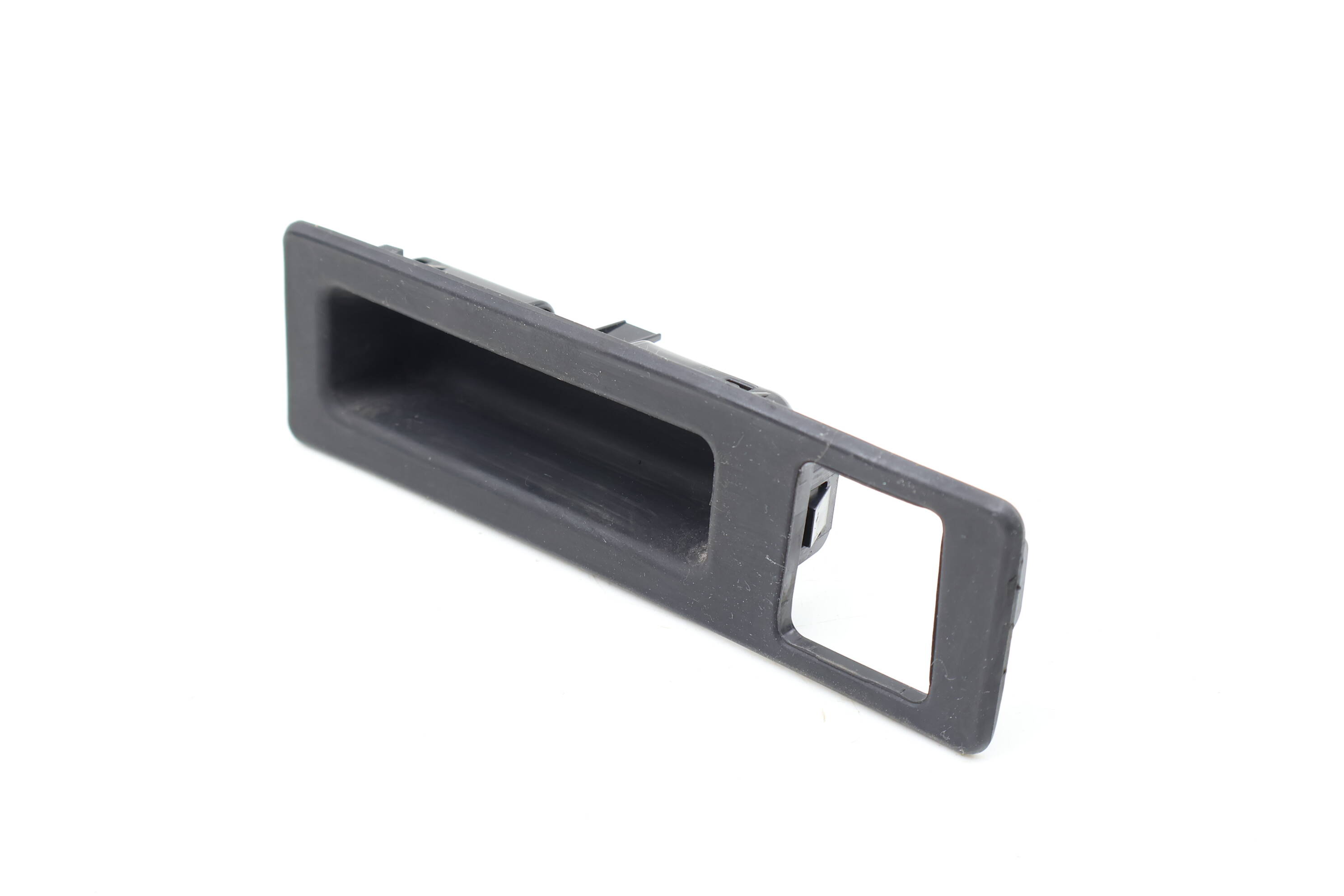 Trunk Lid Handle / Switch 51247368753