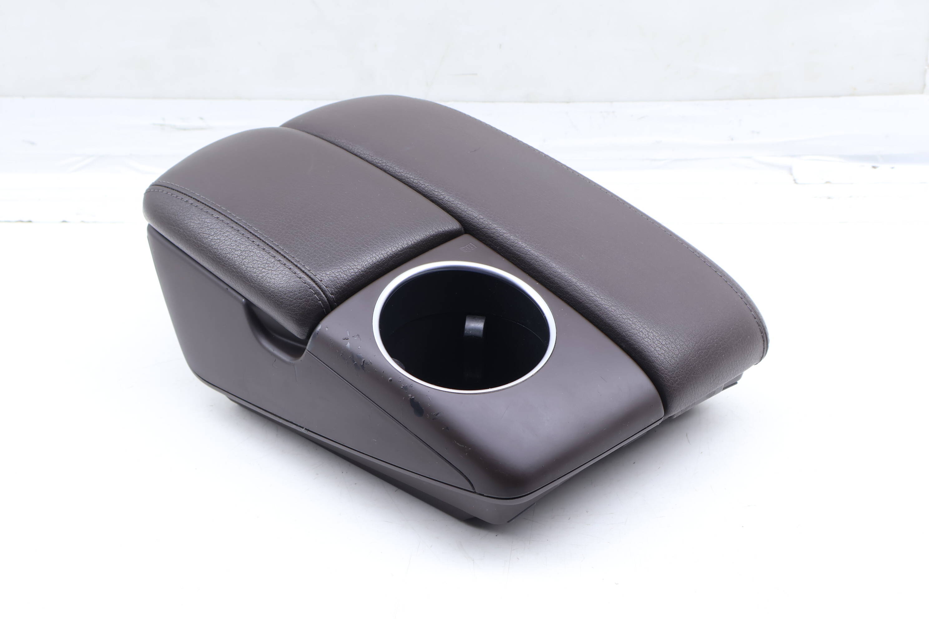 Center Armrest / Cup Holder 4L1864207N