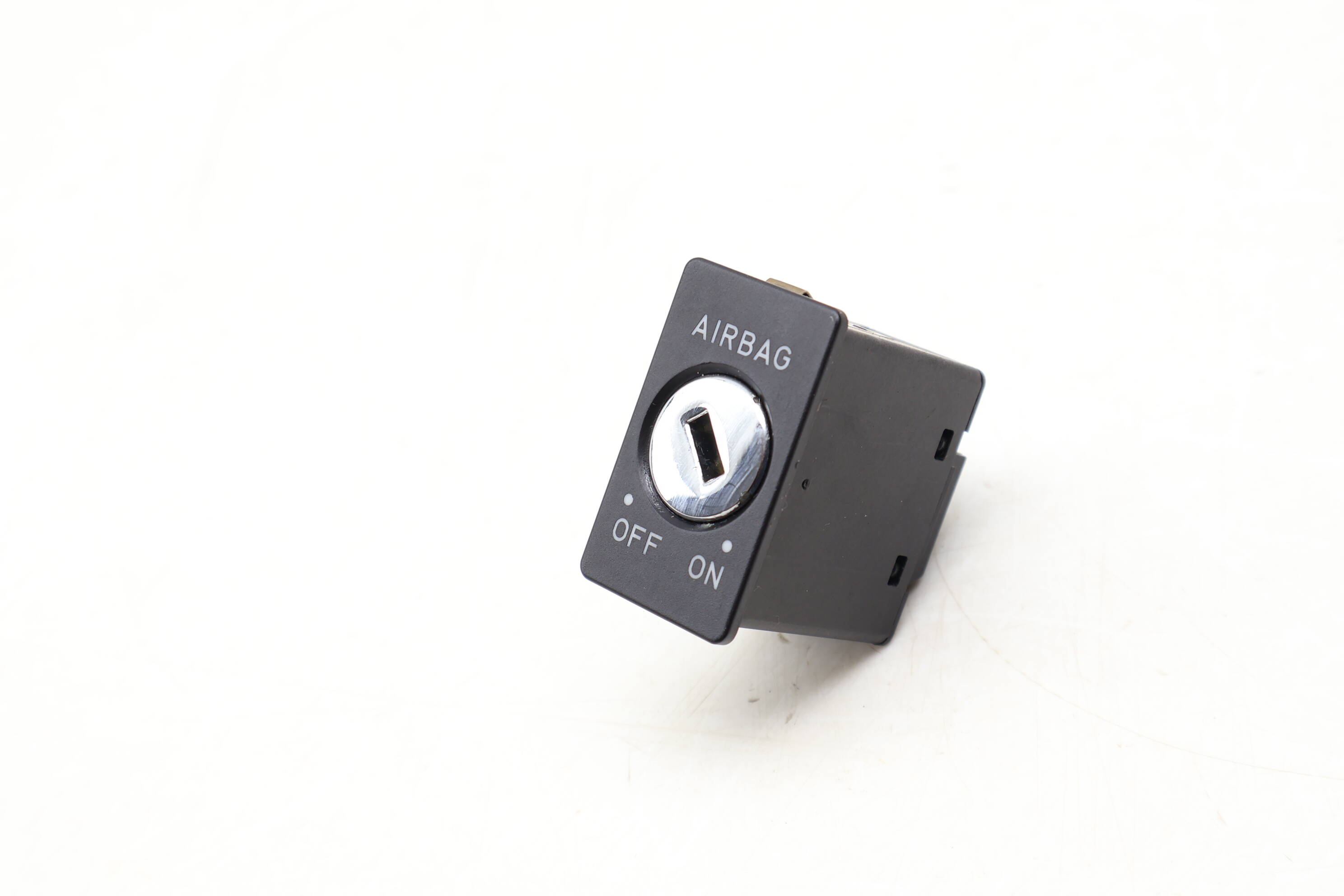 Airbag / Air Bag Deactivation Switch 4B0919237