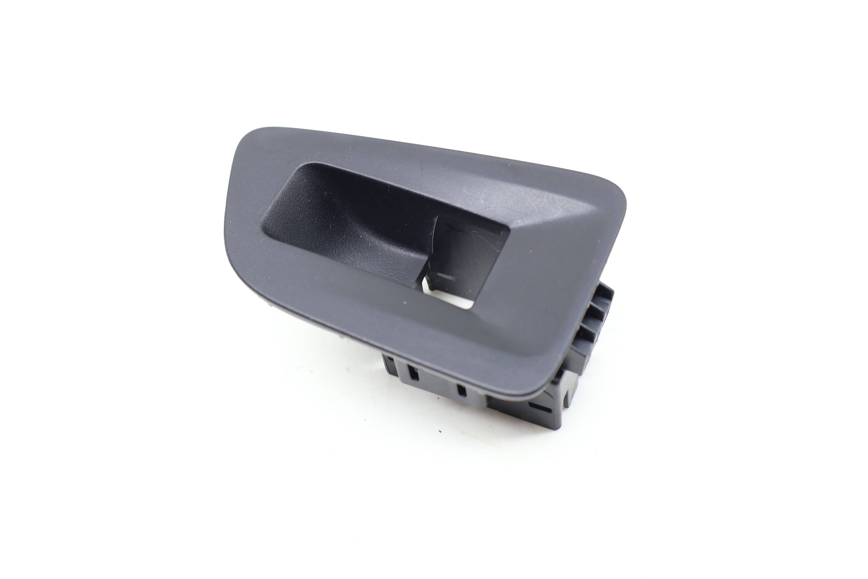 Window Switch Trim 3CN868346