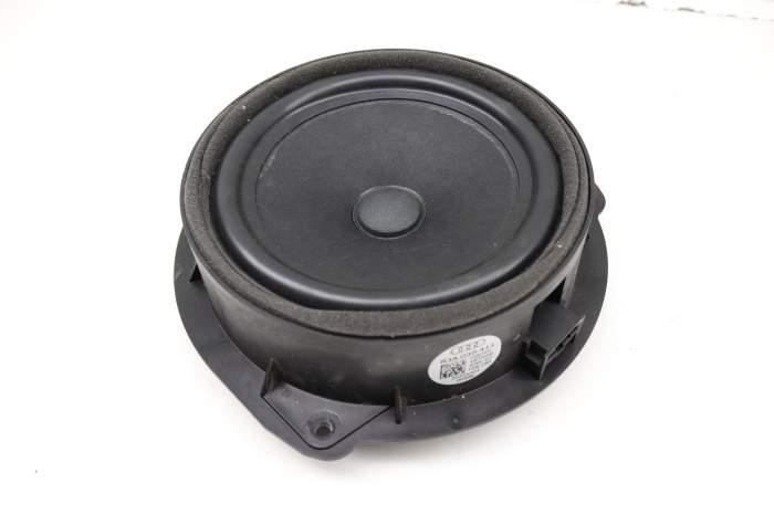 Door Speaker / Woofer 83A035411 main product photo