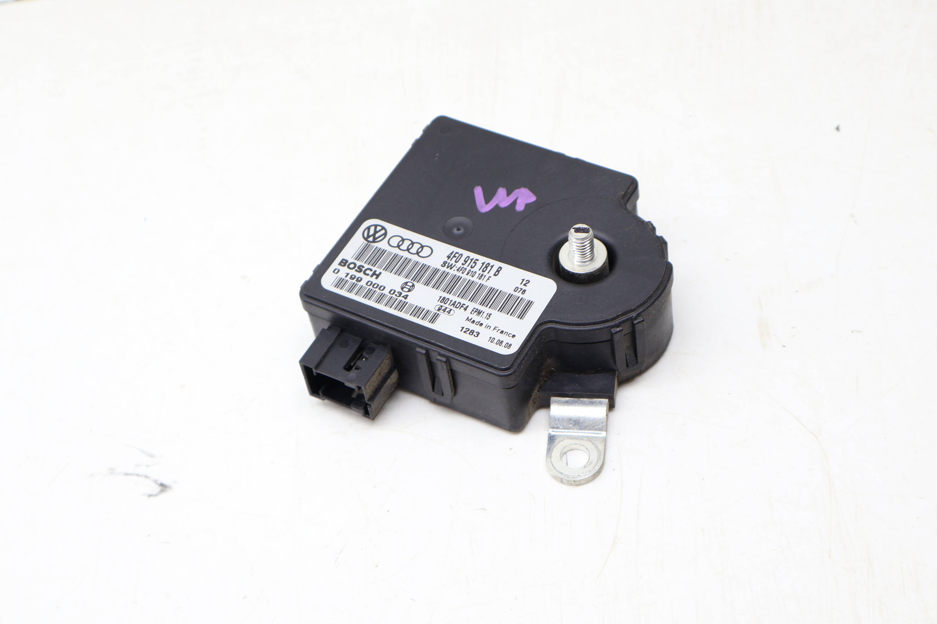 Battery Monitoring Control Module 4F0915181B