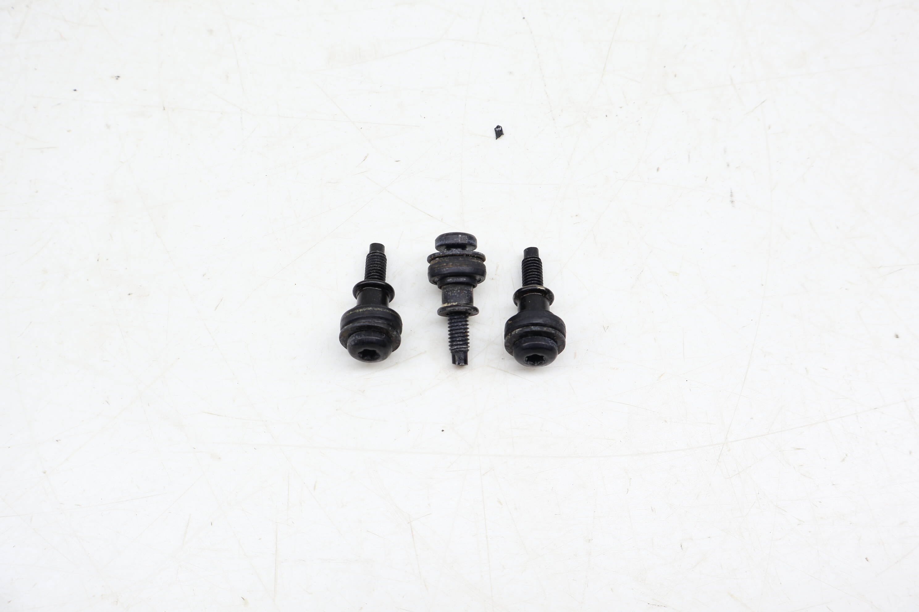 Valve Cover Screw / Bolt Set (3) 06B103831J 95510534310