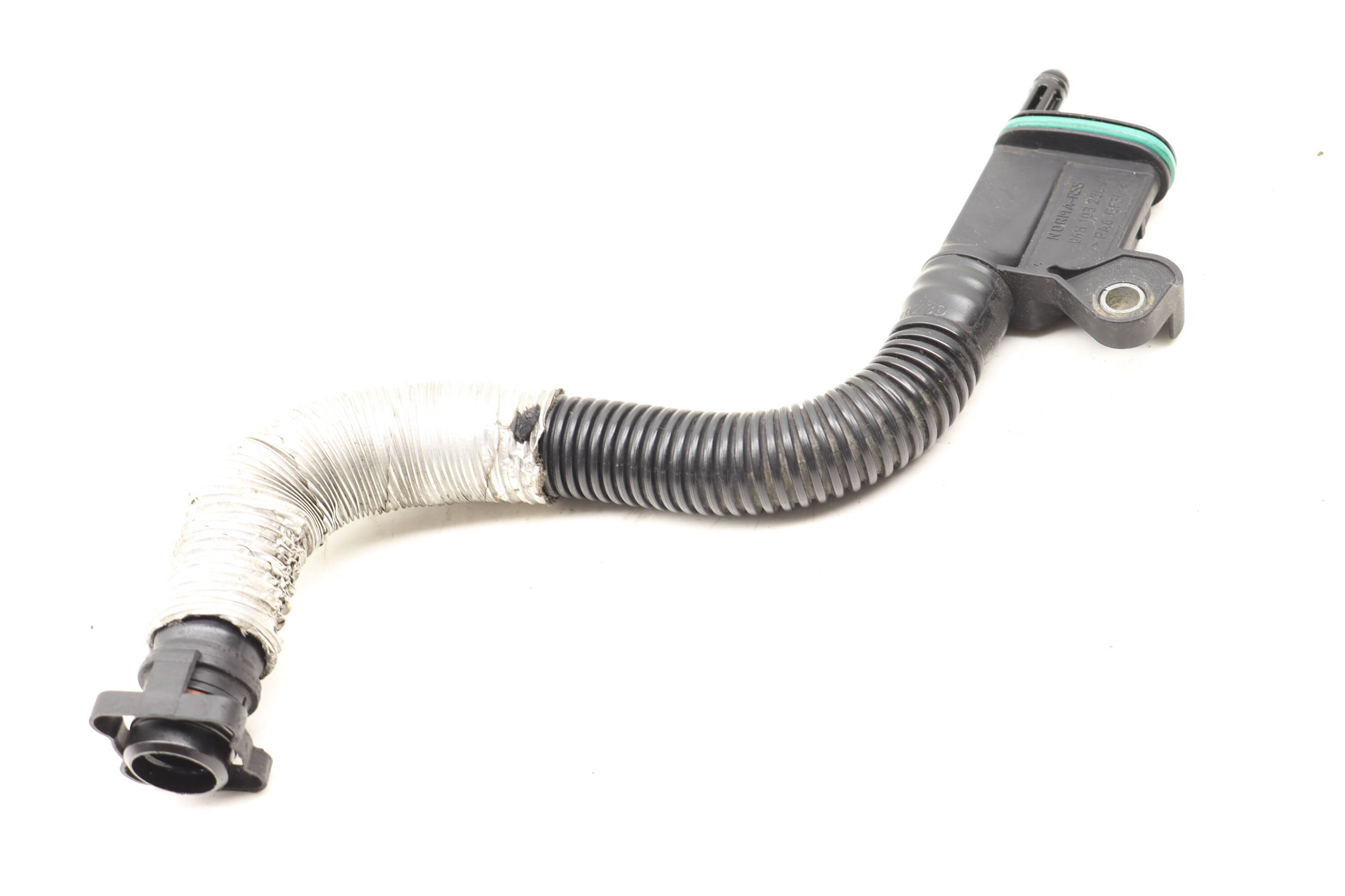 Pcv Breather Hose / Line 06H103226A