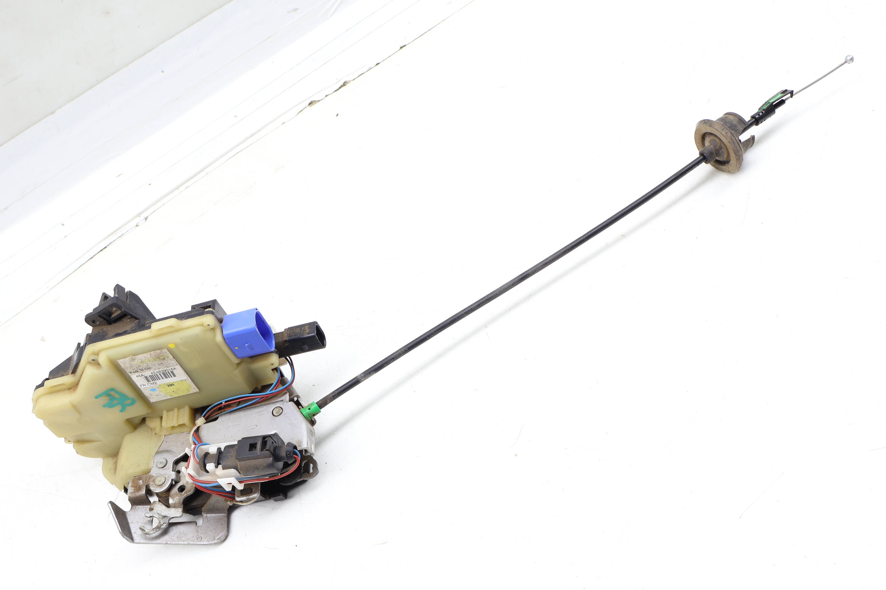 Door Latch / Lock Actuator 4E4839016A