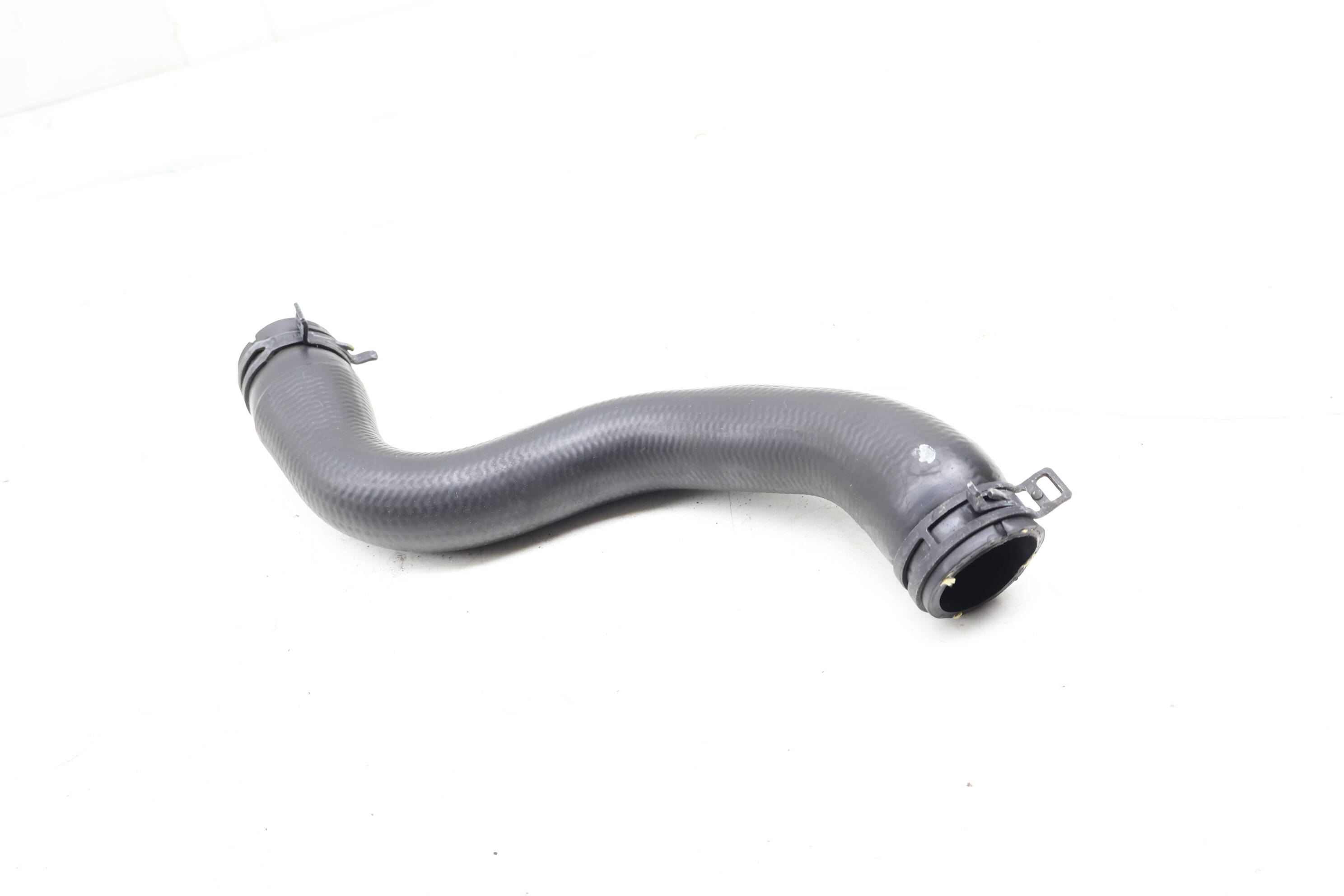 Upper Radiator Coolant Hose / Line (Return) 99710662603