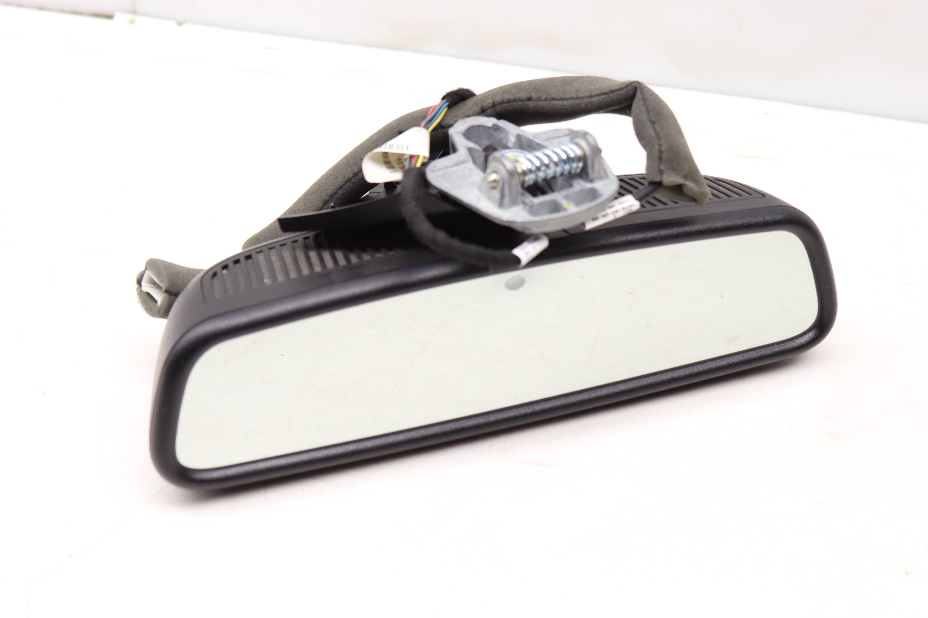 Rear View Mirror W/ Auto Dim 2048102617