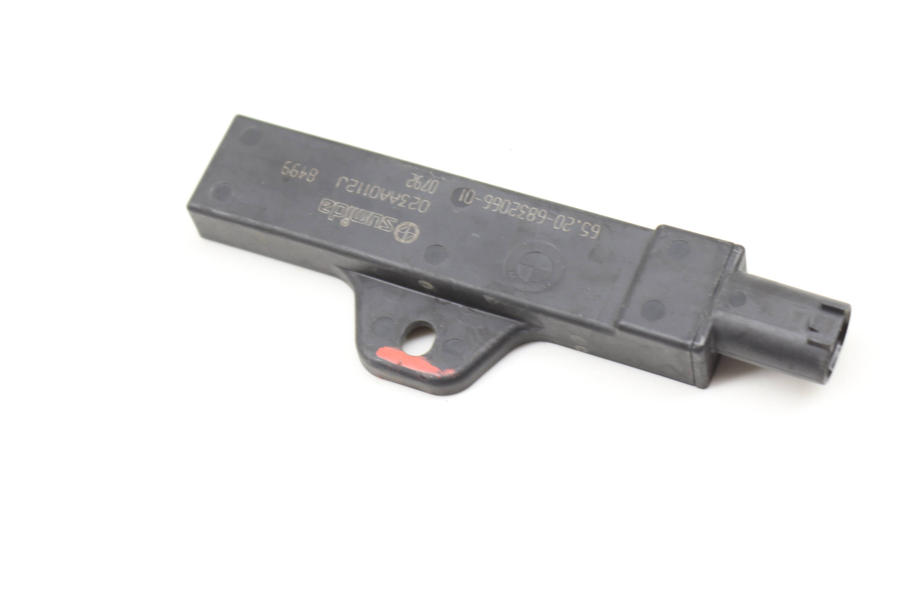 Kessy / Keyless Entry Antenna (Outer) 65206832066