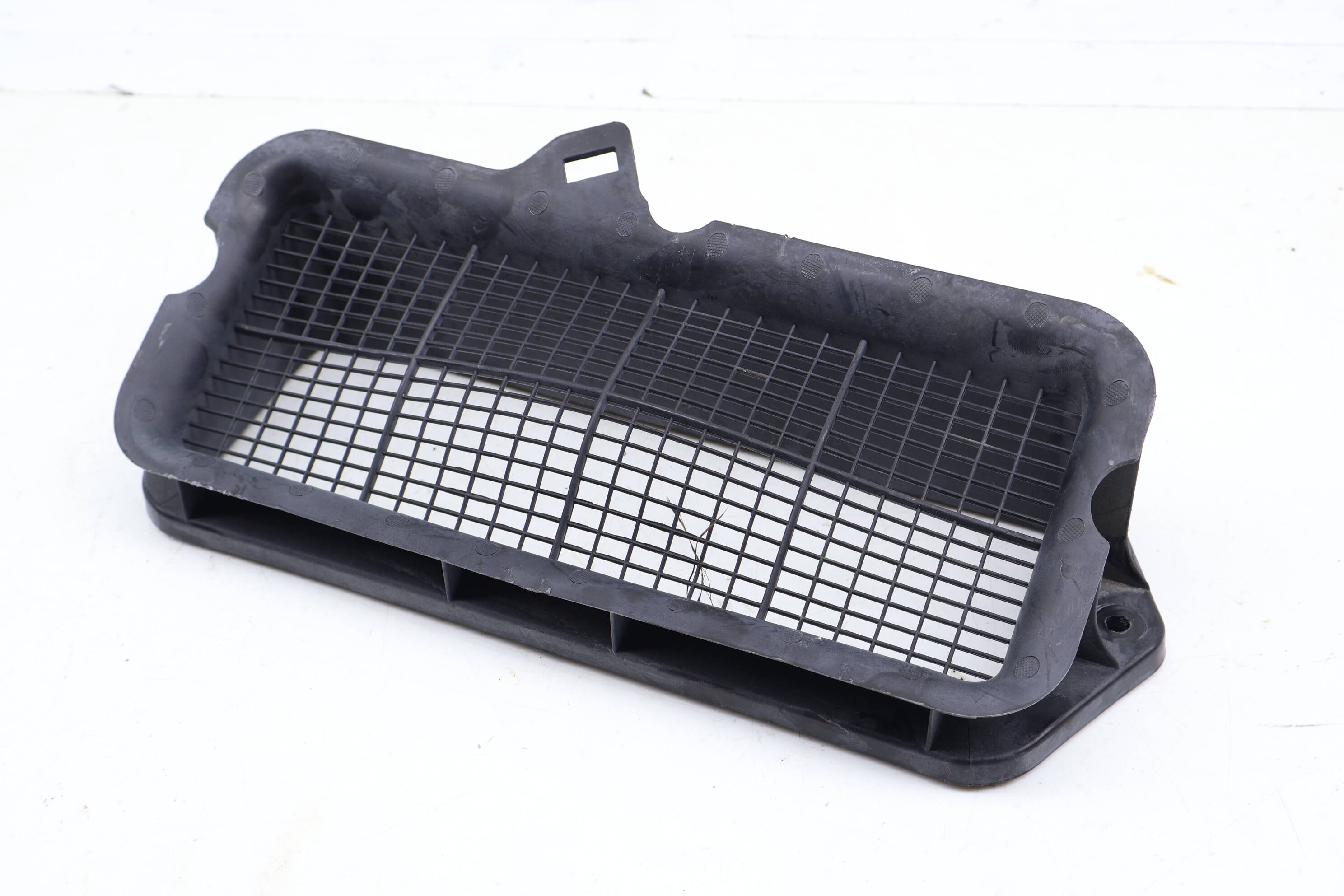 Cabin Air Intake Duct / Screen 5Q0815479