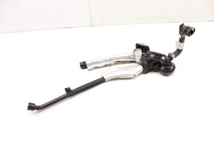 Crankcase Pvc Valve / Oil Separator 11158544835 main product photo