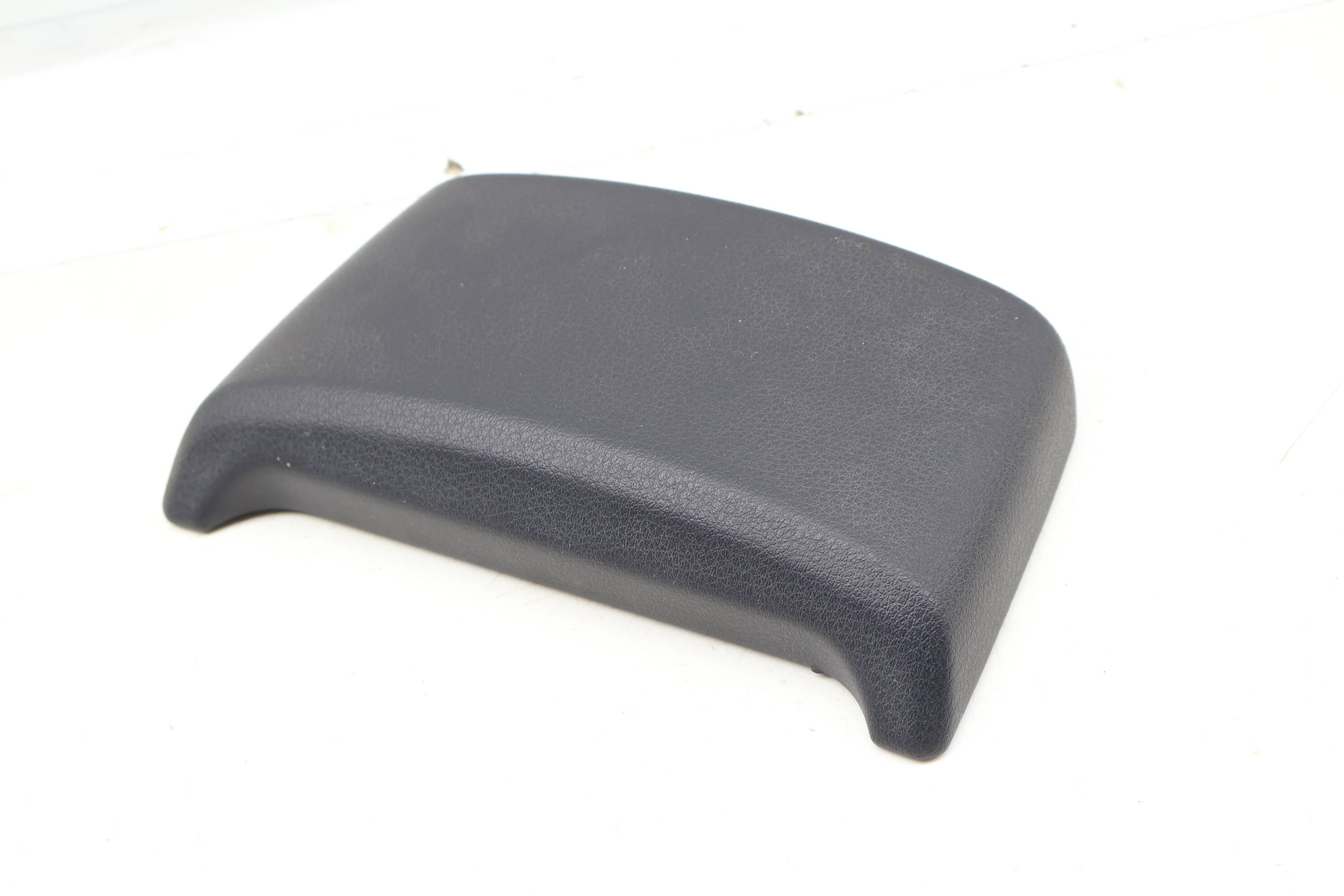 Center Armrest / Arm Rest Cover / Trim 4M0863915