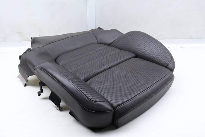 Lower Seat Bottom Cushion (Leather) 95B881406J main product photo