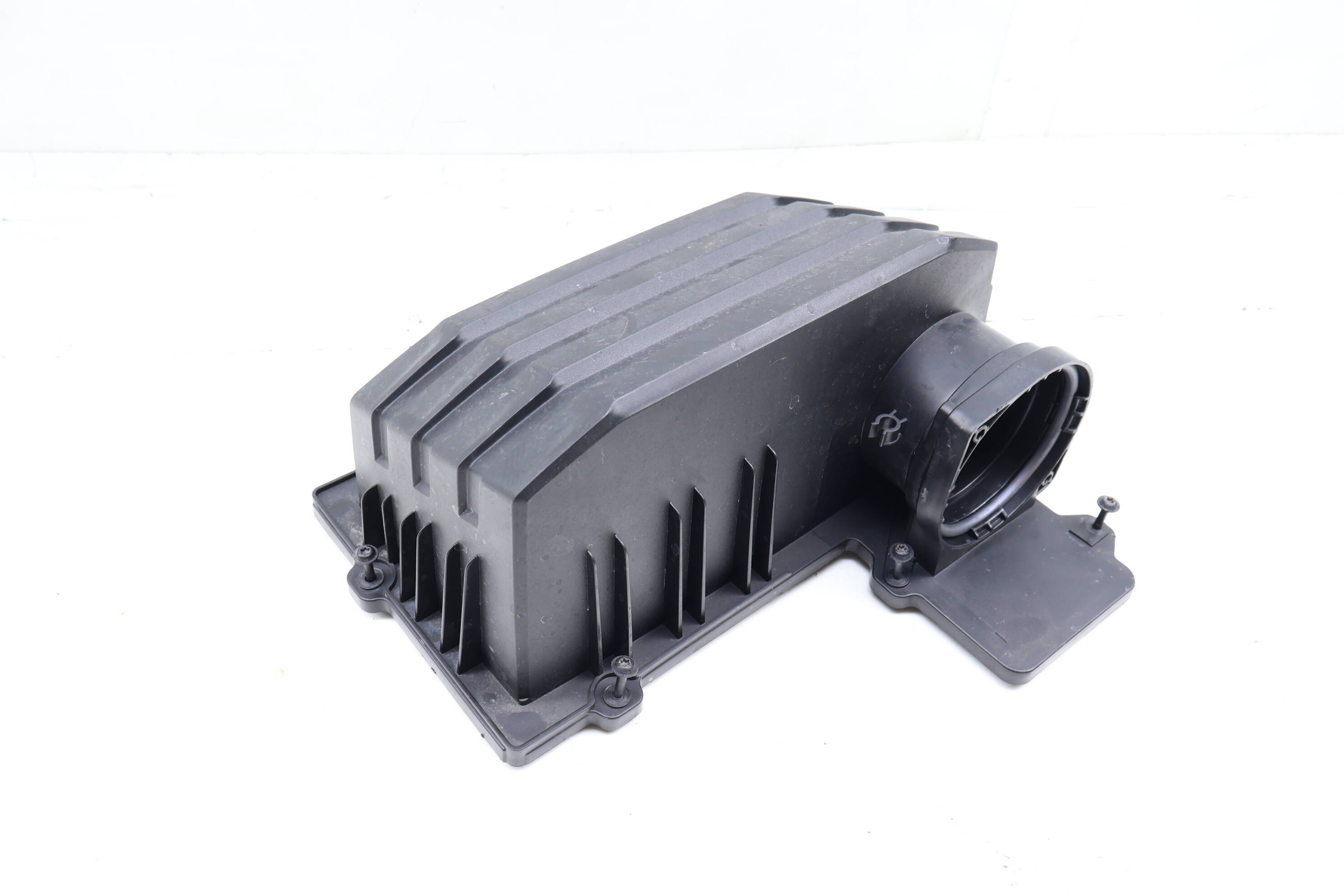 Engine Air Filter Housing / Box - Upper Half 3QF129601F