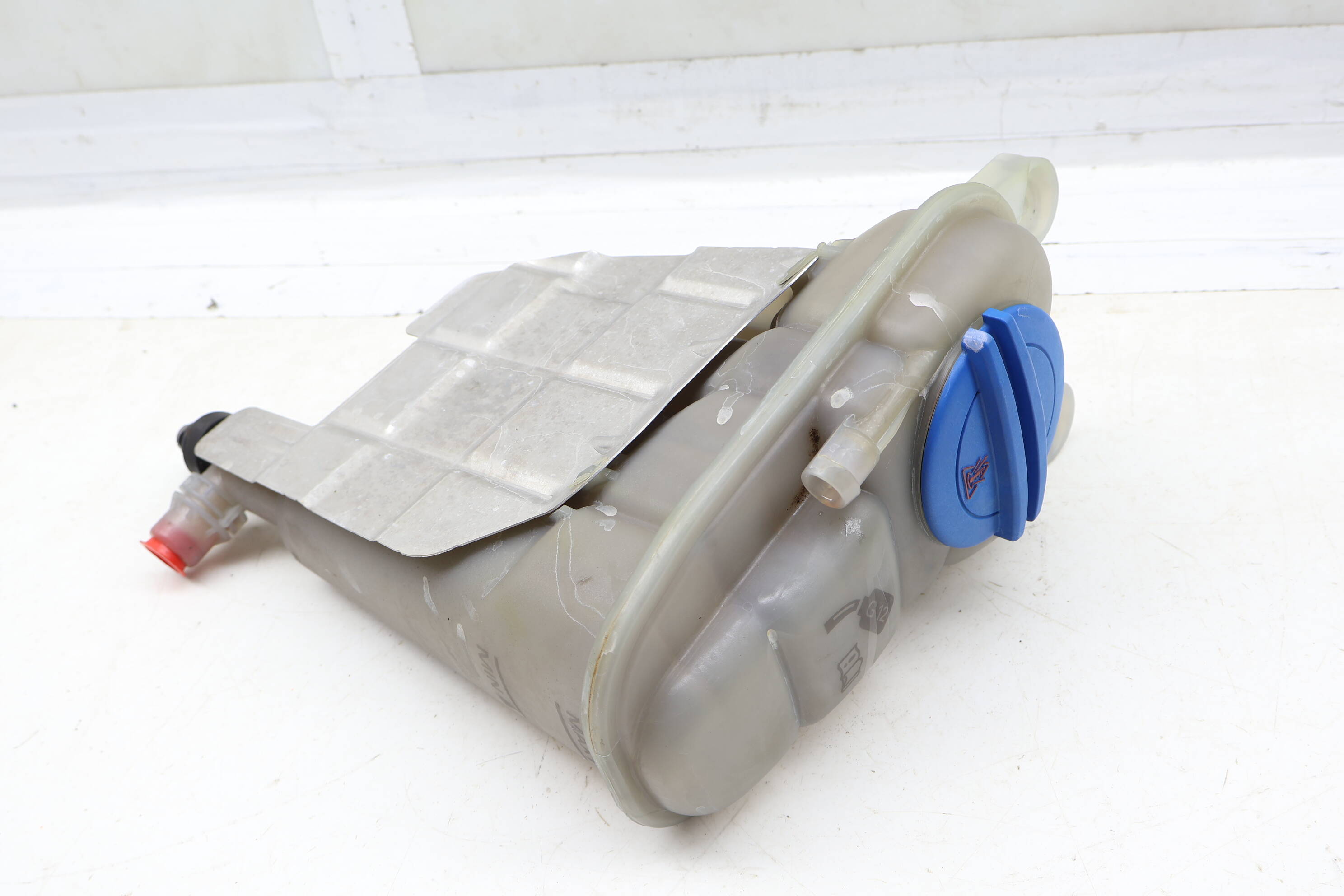 Coolant Reservoir / Tank / Bottle 8K0121405N