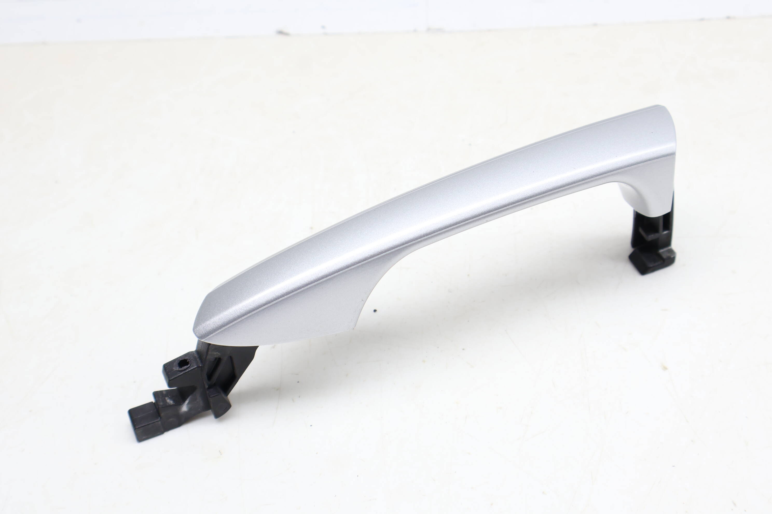 Exterior Door Handle 2047600170