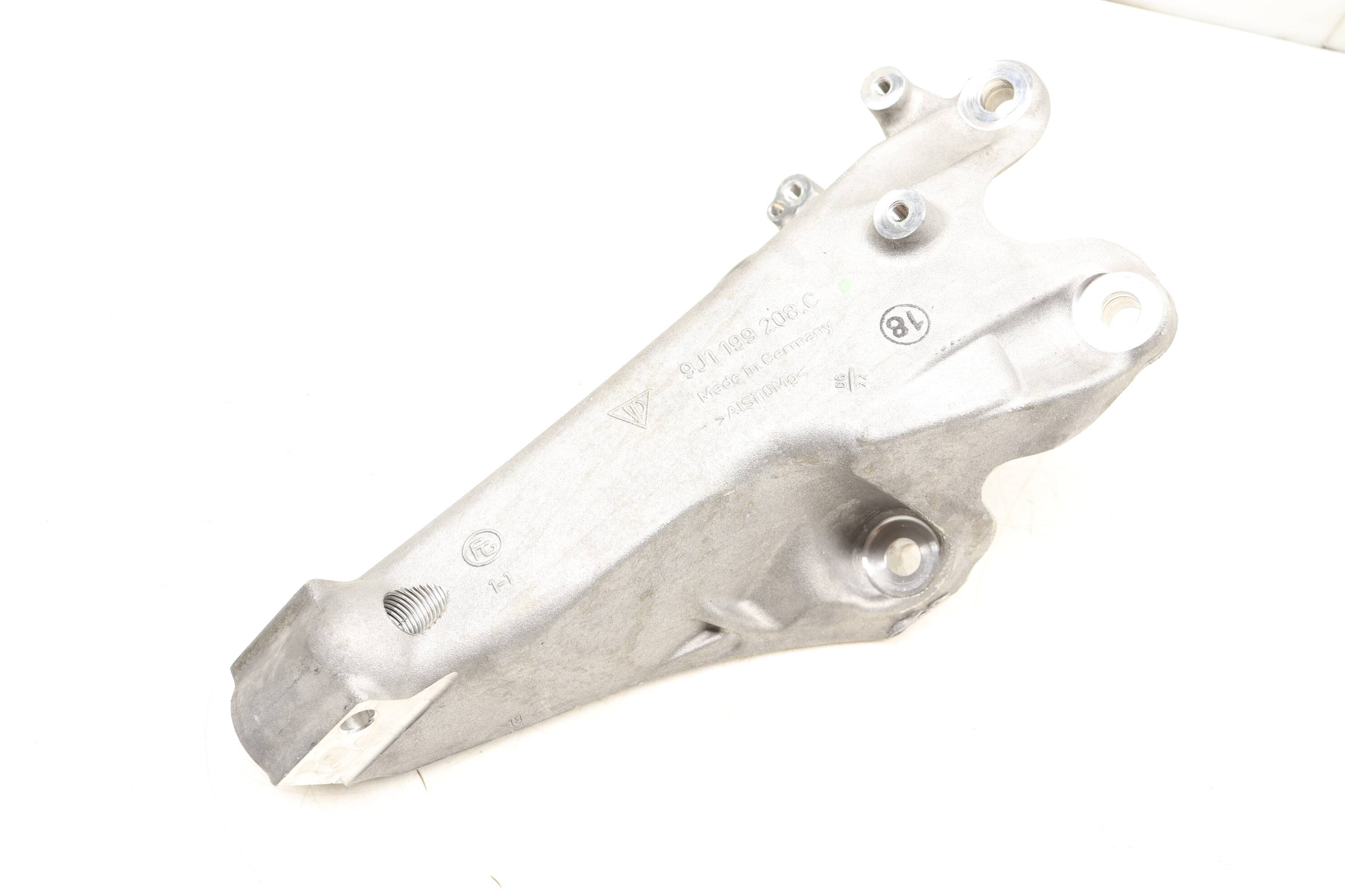 Engine Motor Carrier Mount Bracket (Rear) 9J1199208C