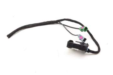 Rear View / Reverse Camera Module Wiring Connector / Pigtail