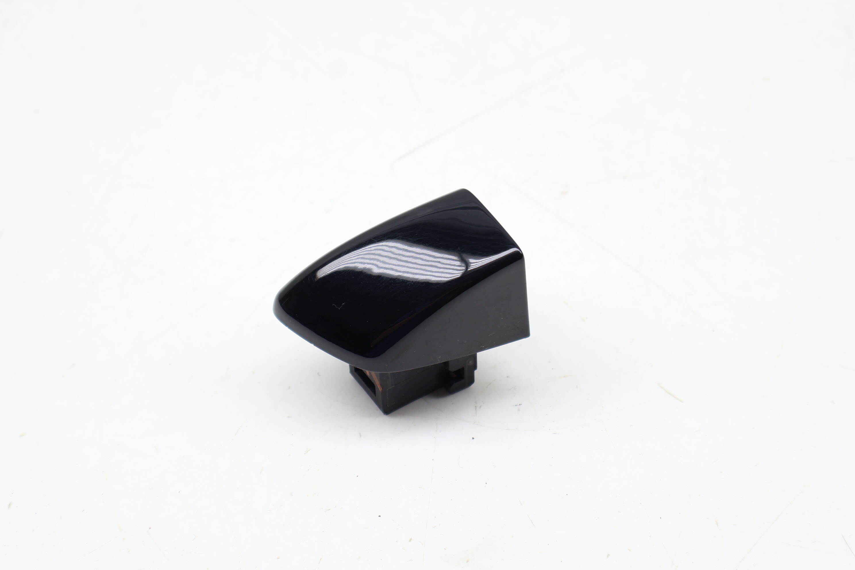 Exterior Door Handle Housing / Cap 7P5839168 95853106800
