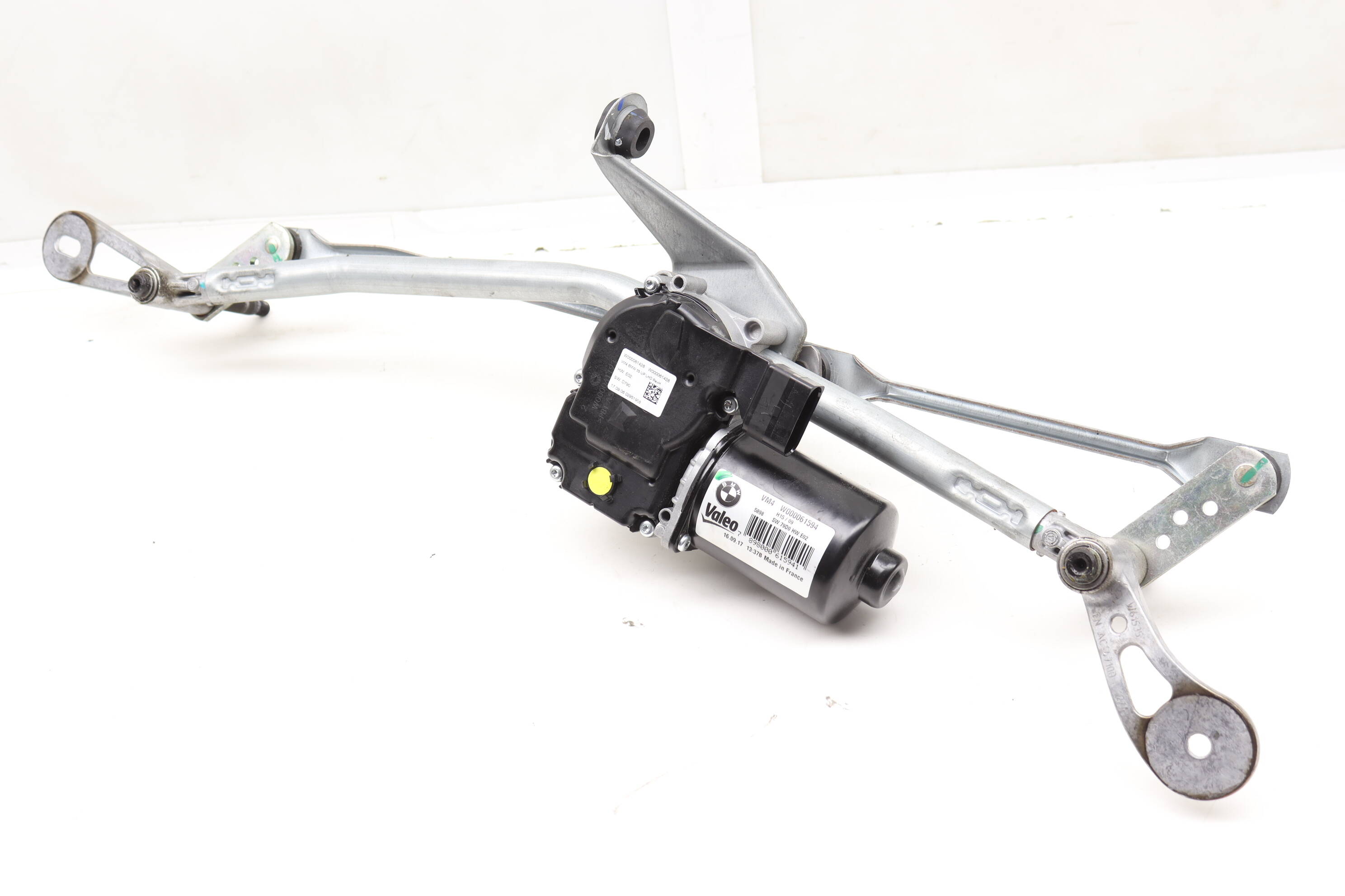 Windshield Wiper Transmission W/ Motor 61619491439