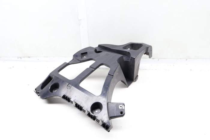 Bumper Mount / Bracket 51127227757 main product photo