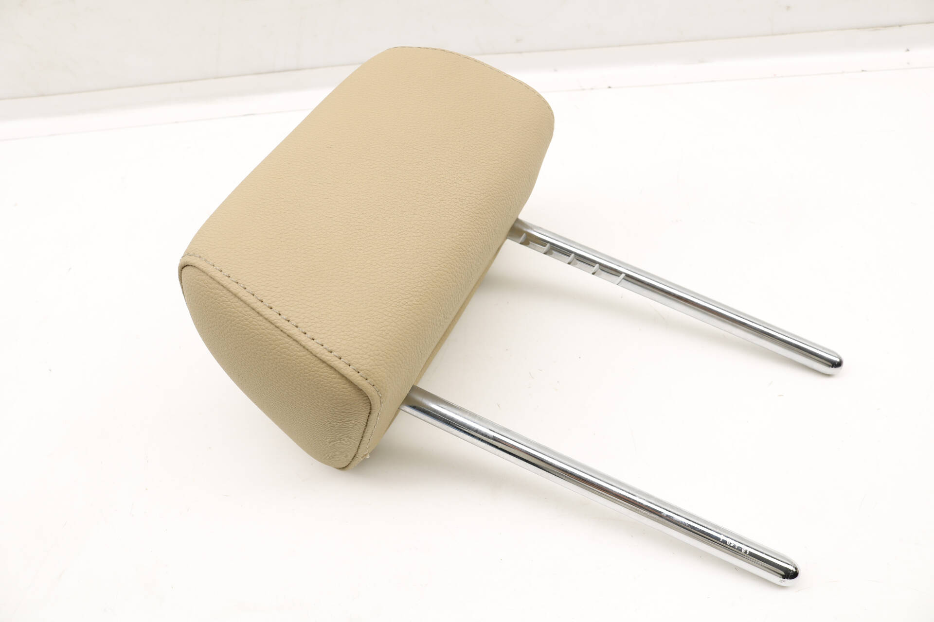 Seat Headrest / Head Rest (Sensatec) 52207152315