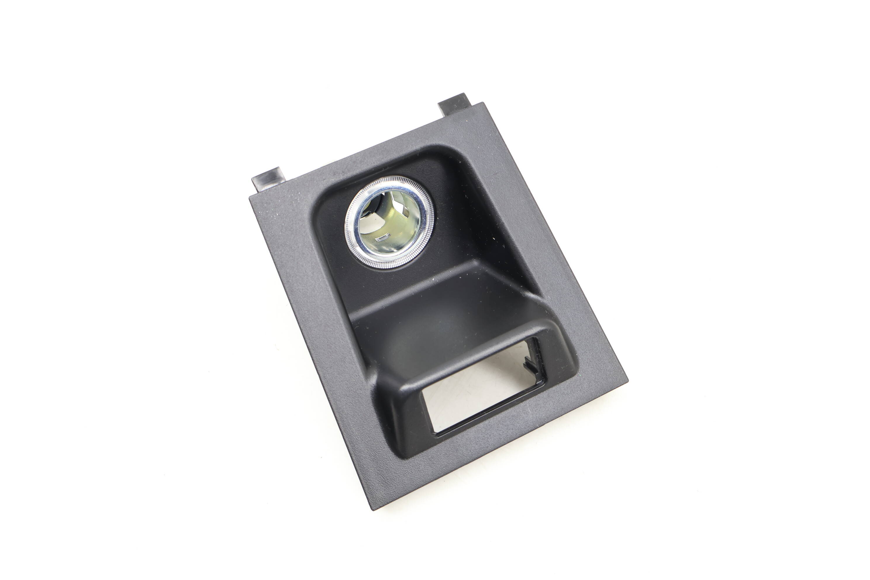 Center Console Outlet Trim 51169390526