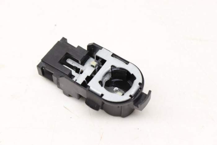 Tail Light Bulb Holder / Socket 8E5945257D main product photo