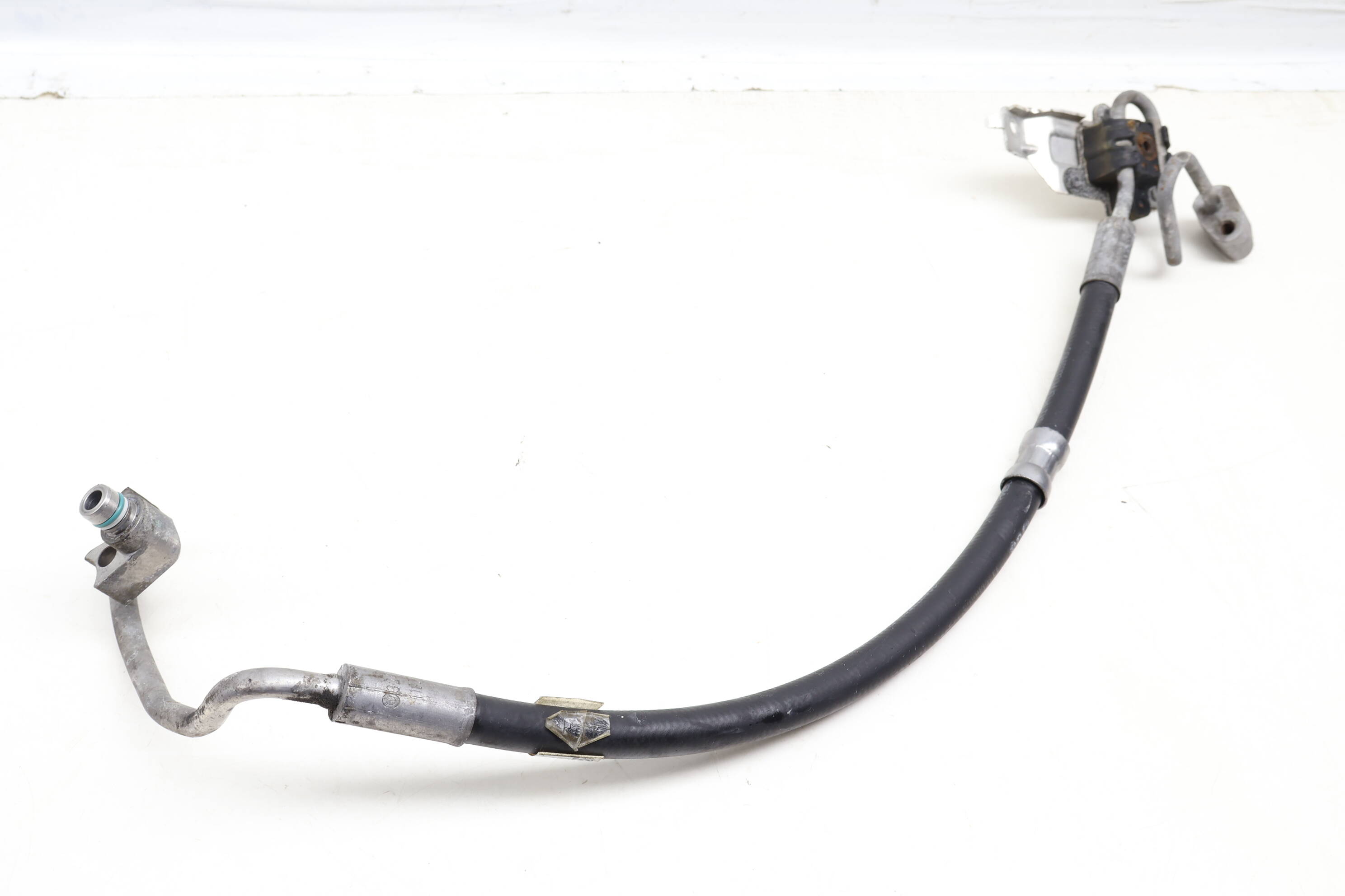 Power Steering Hose / Line 32416798236
