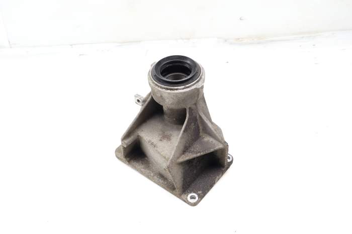Differential Mount / Bracket 31507516064 main product photo