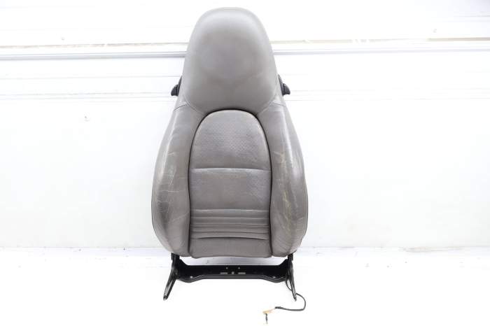 Upper Seat Backrest Cushion Assembly 99652114101 main product photo