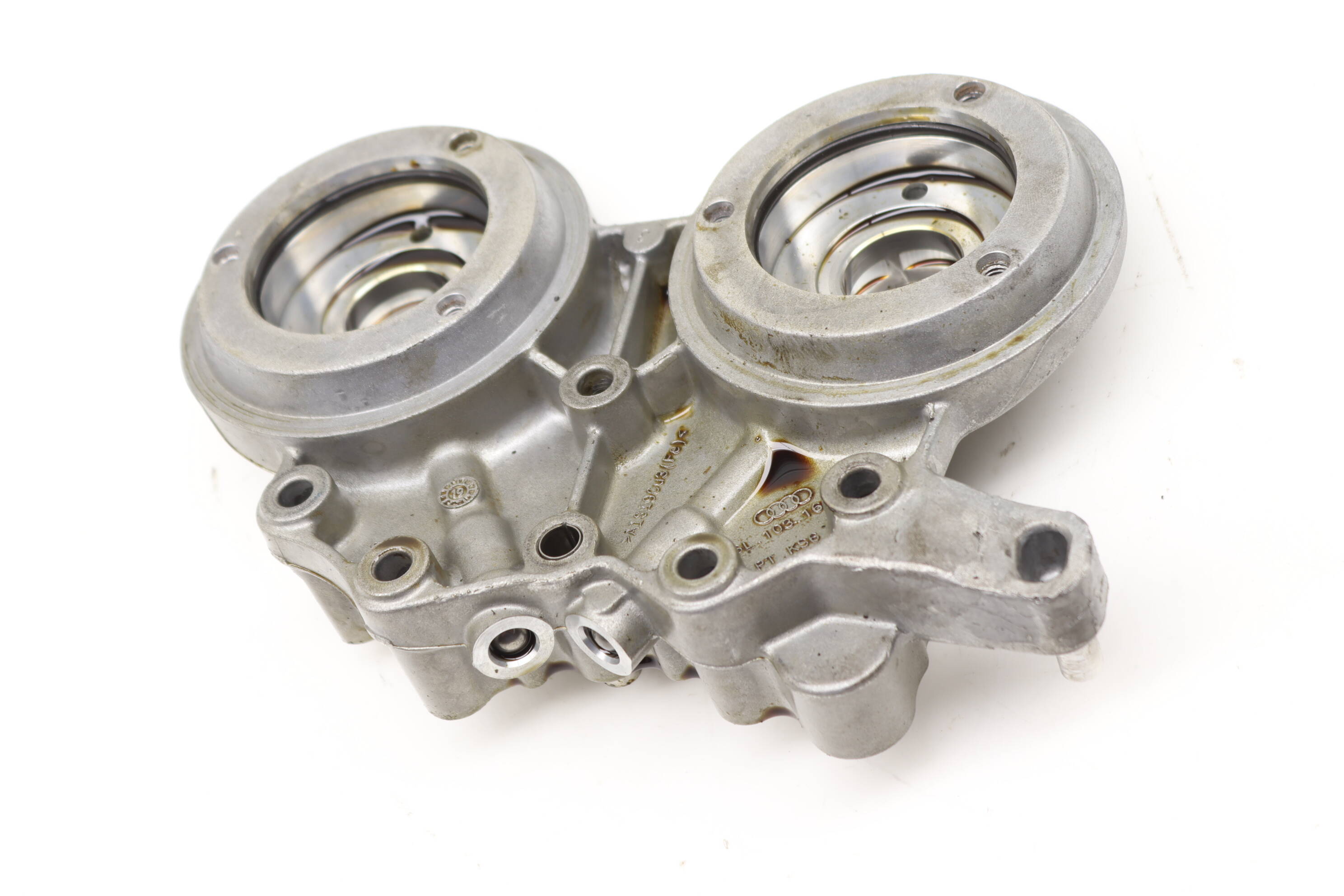 Cam Bracket / Camshaft Bridge 06L103166H