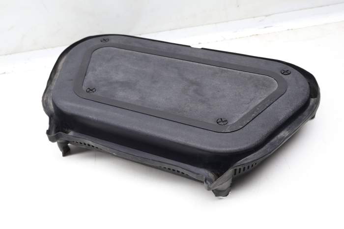 Cabin Air Filter Cover 4E0819979D main product photo