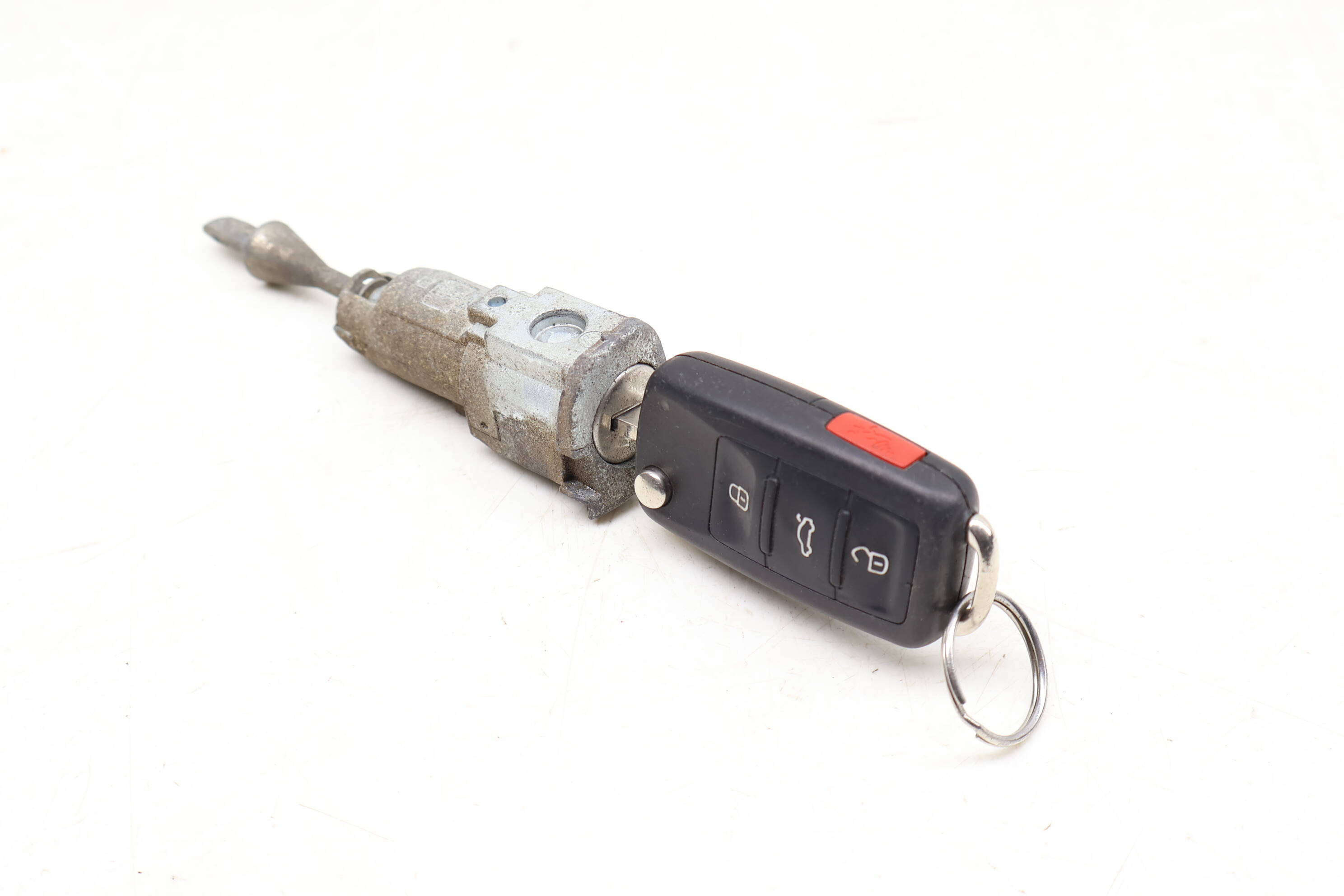 Lock Switch / Cylinder Set W/ Key 5C6800375CJ