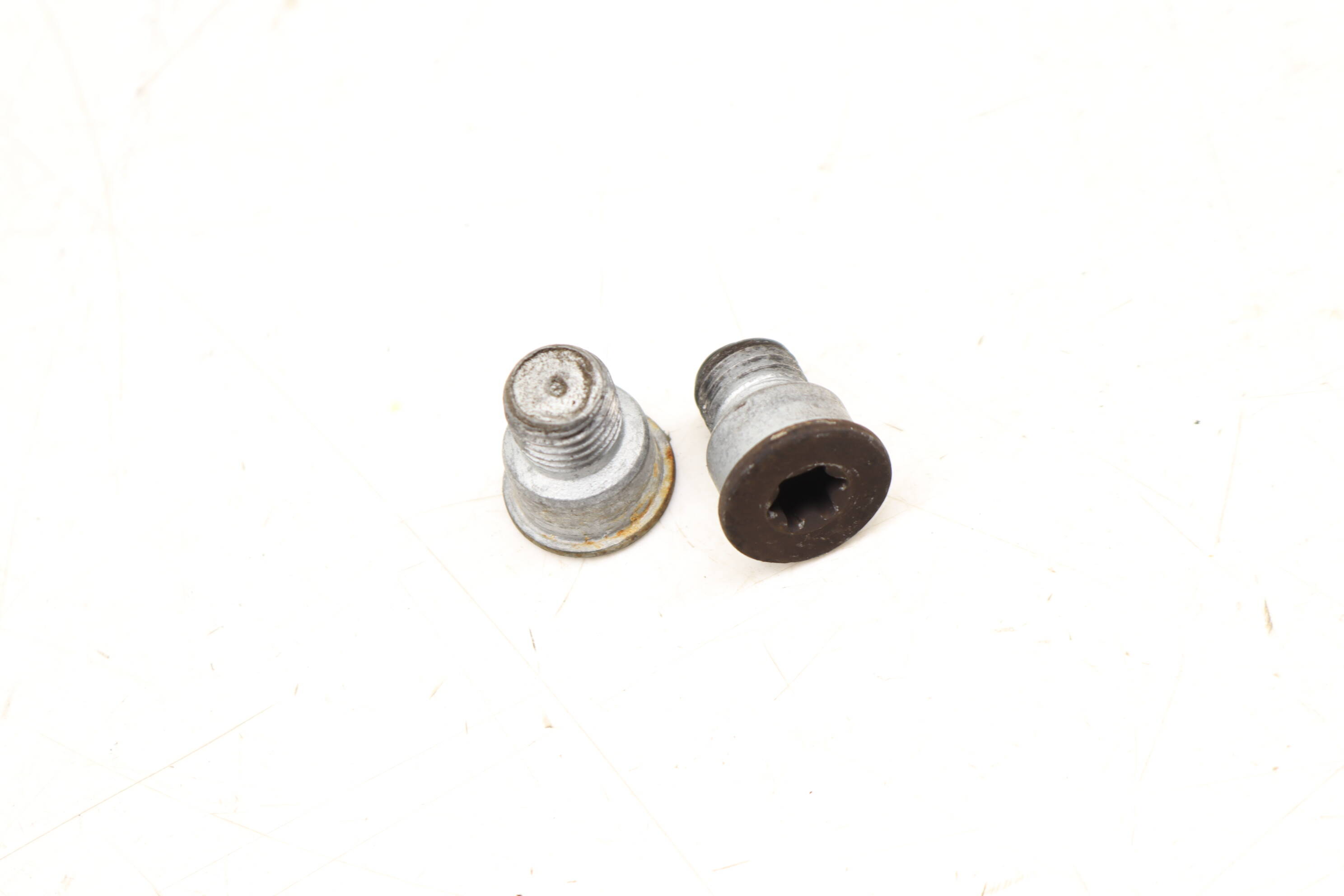Brake Rotor Screw Set (2) N91028202