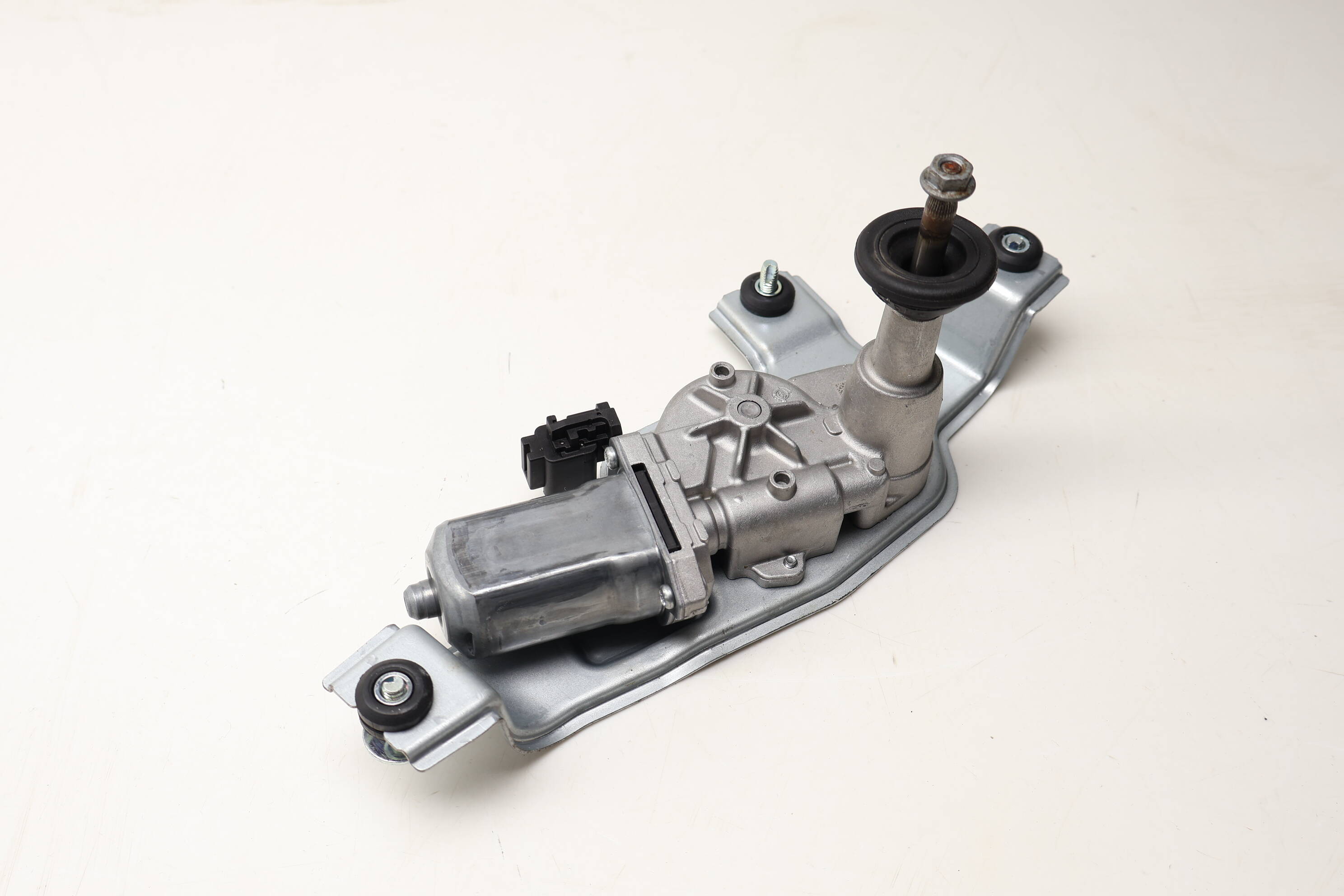 Hatch Window Wiper Motor FK7217404AC