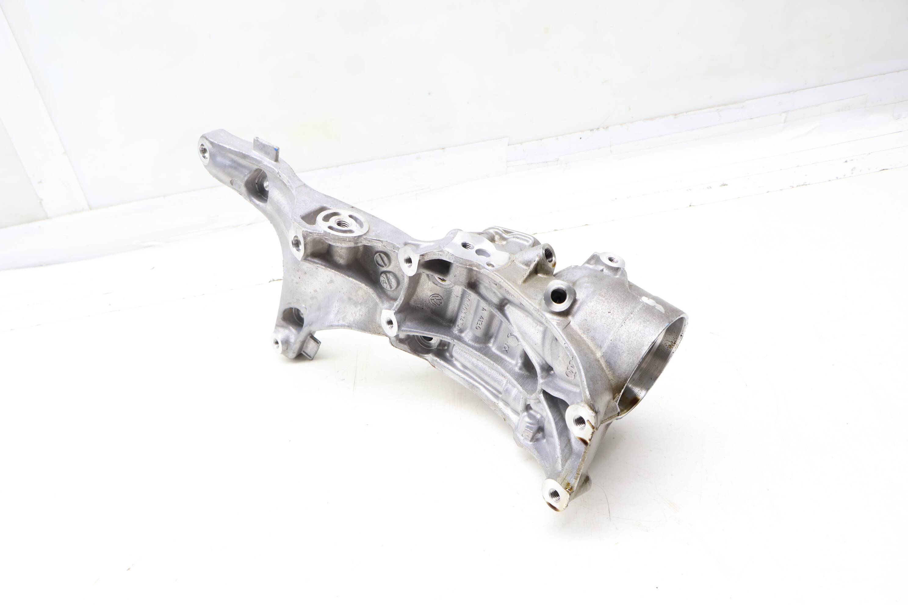 Alternator / Ac Compressor Bracket 06Q903143A