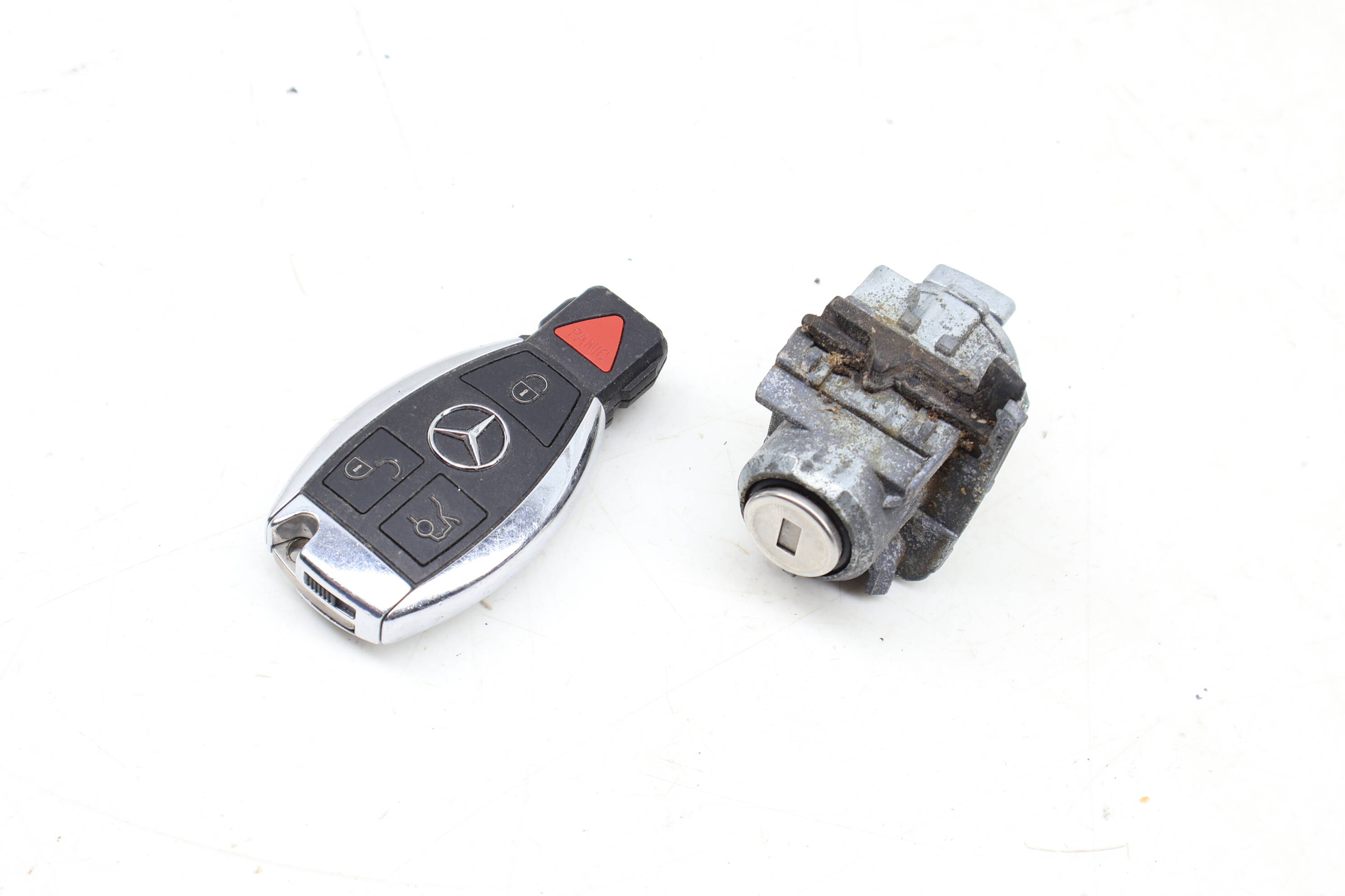 Lock Switch / Cylinder W/ Key 0997604301