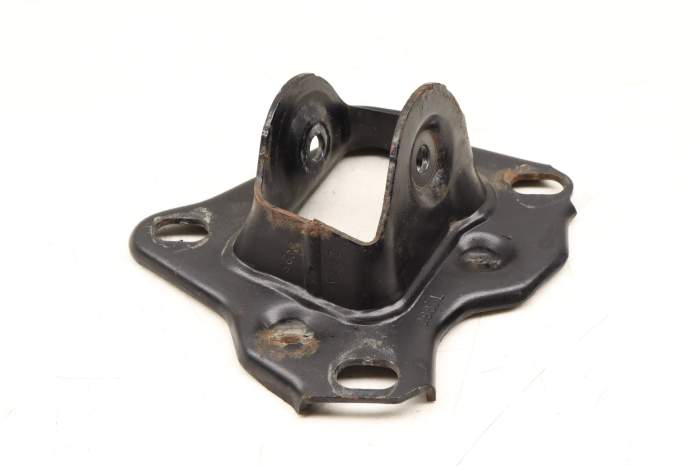 Trailing Arm Bracket 33326851581 main product photo