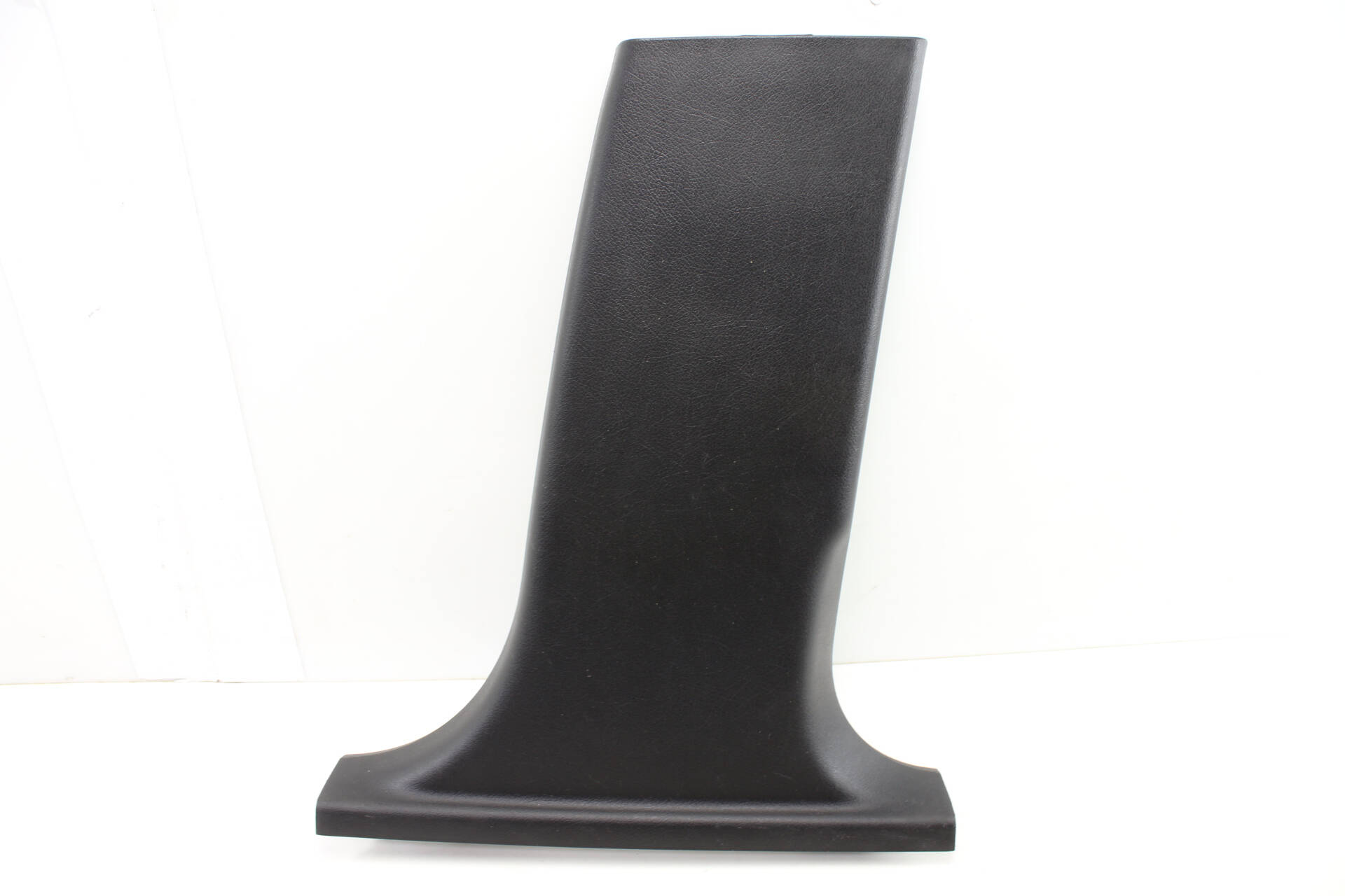 Lower B Pillar Trim / Lining 4F0867240C