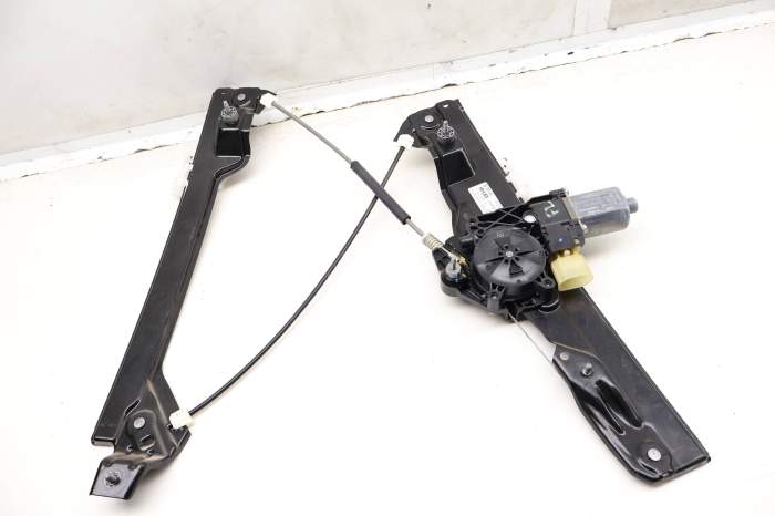 Window Regulator W/ Motor 51337420391 main product photo