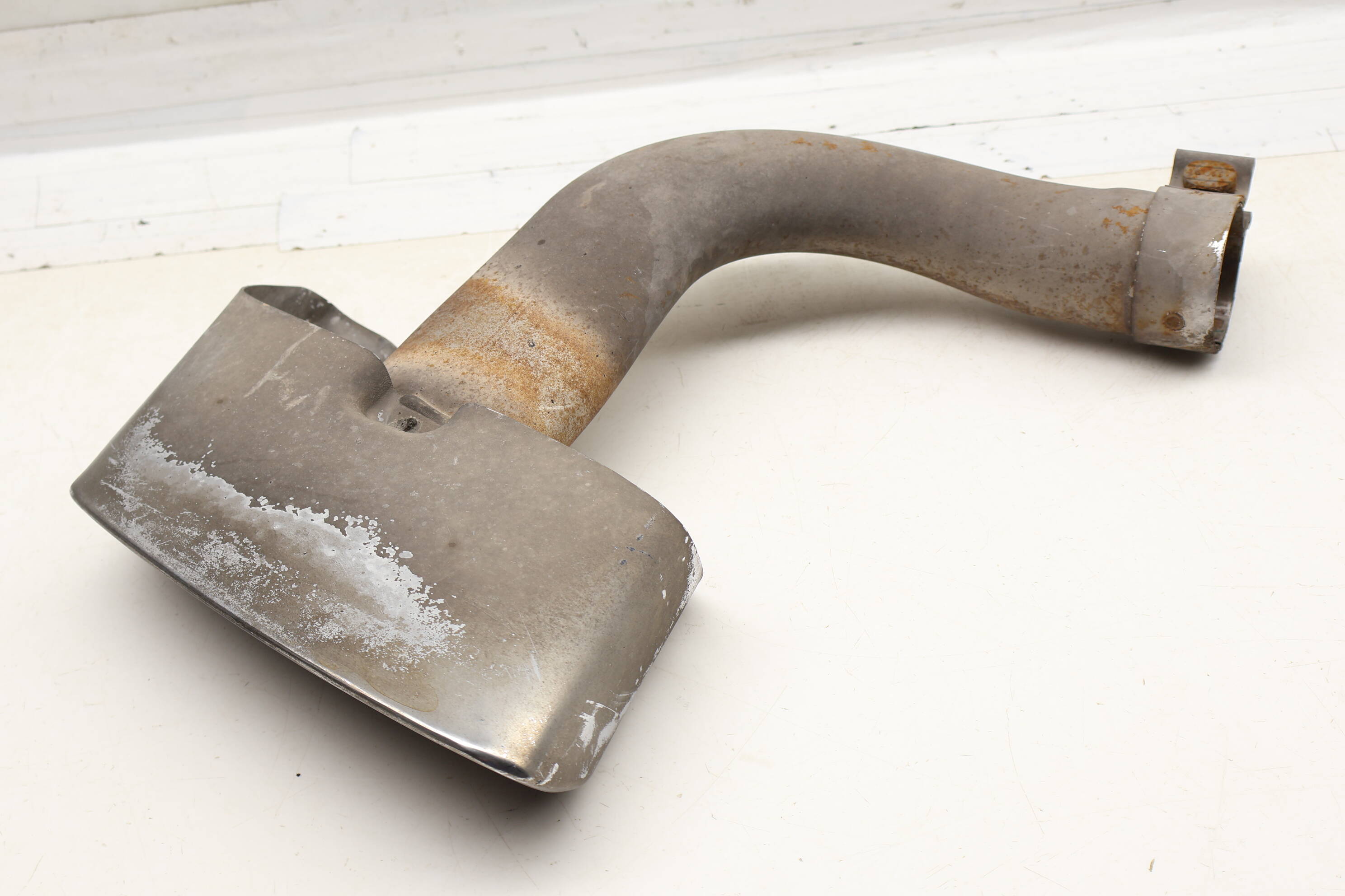 Exhaust Pipe Tip 4M0253681M