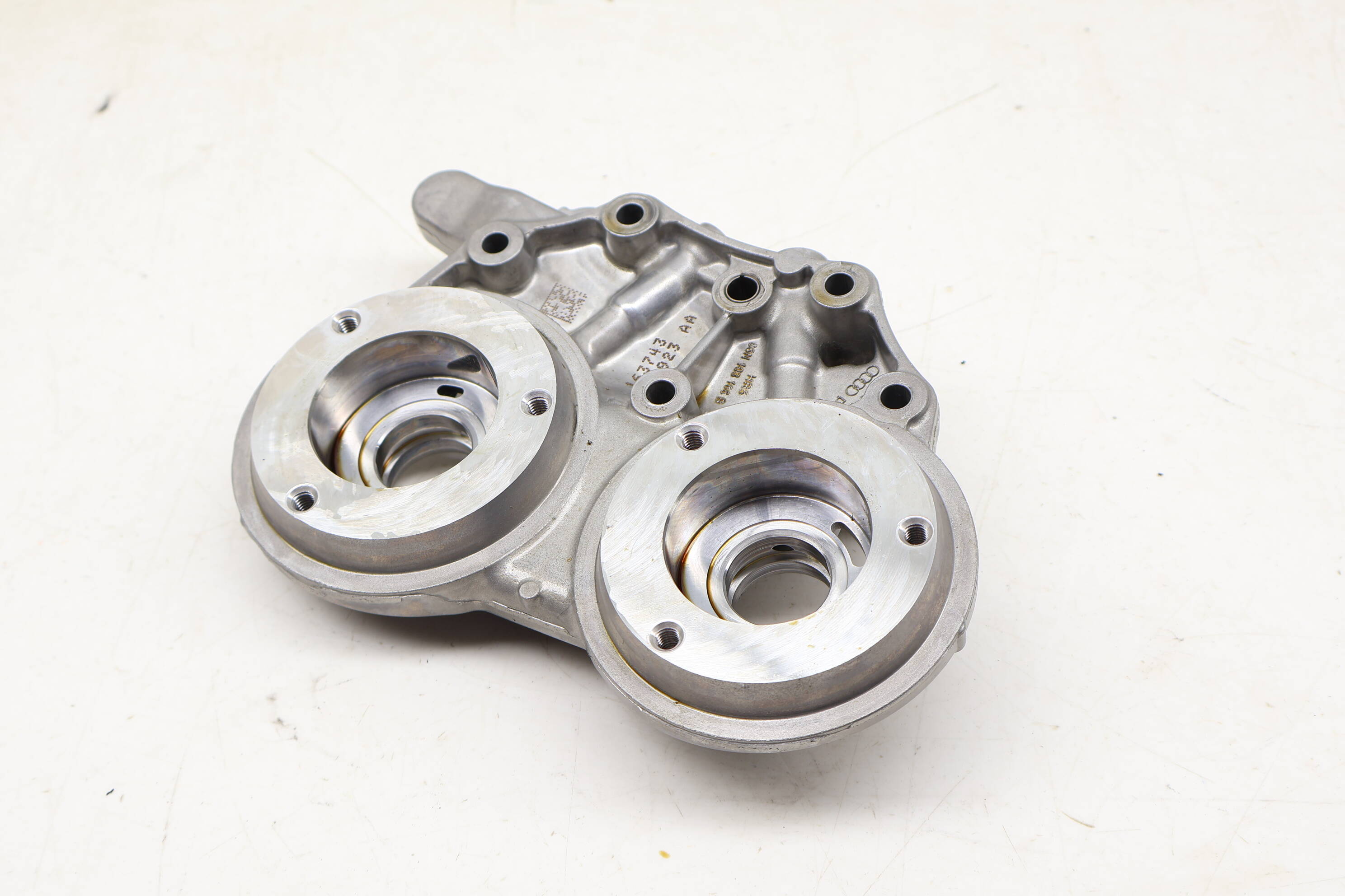 Cam Bracket / Camshaft Bridge 06N103166B