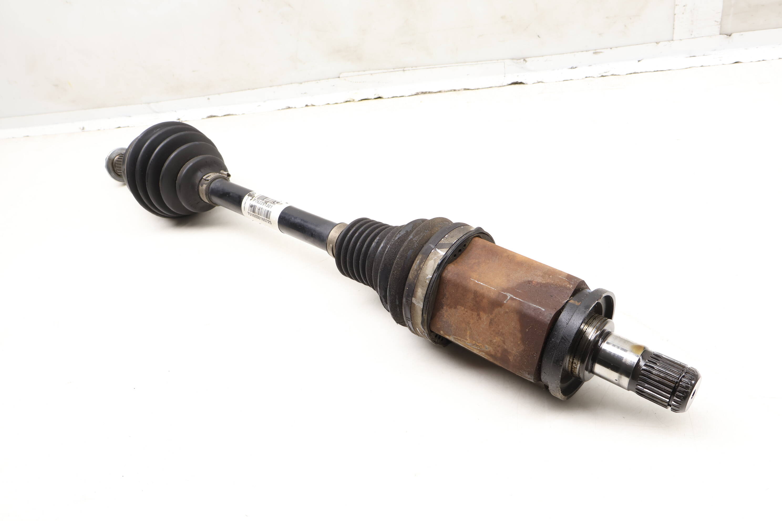 BMW Front Left Cv Axle Shaft (X5, X6) 31607622913 BMW Front Left Cv Axle Shaft (X5, X6) 31607622913