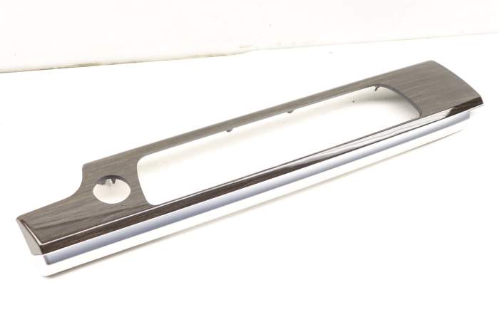 Center Dash Panel Trim / Bezel 51459118869 main product photo