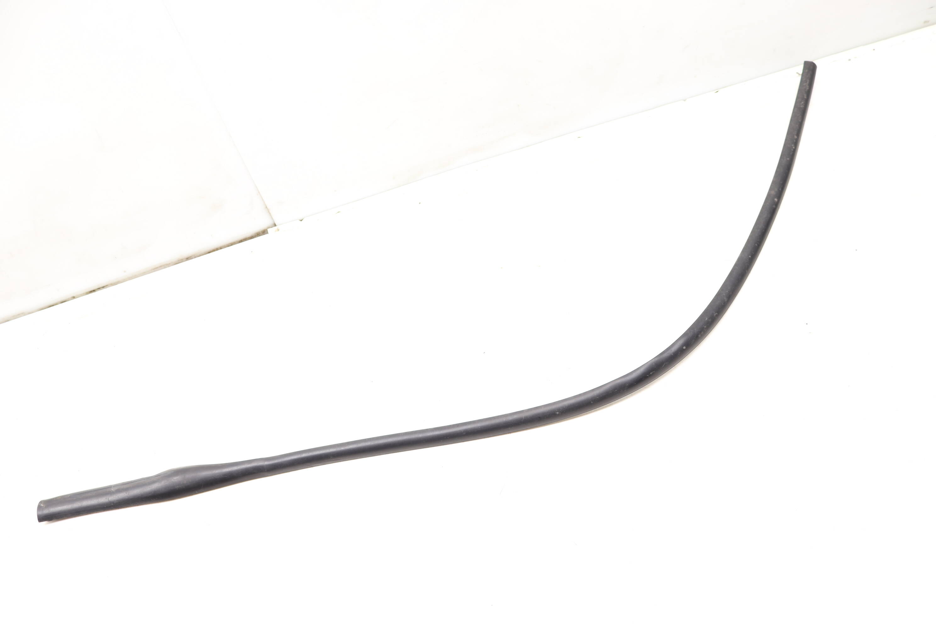 Trunk Lid Gasket / Seal 8J8827360