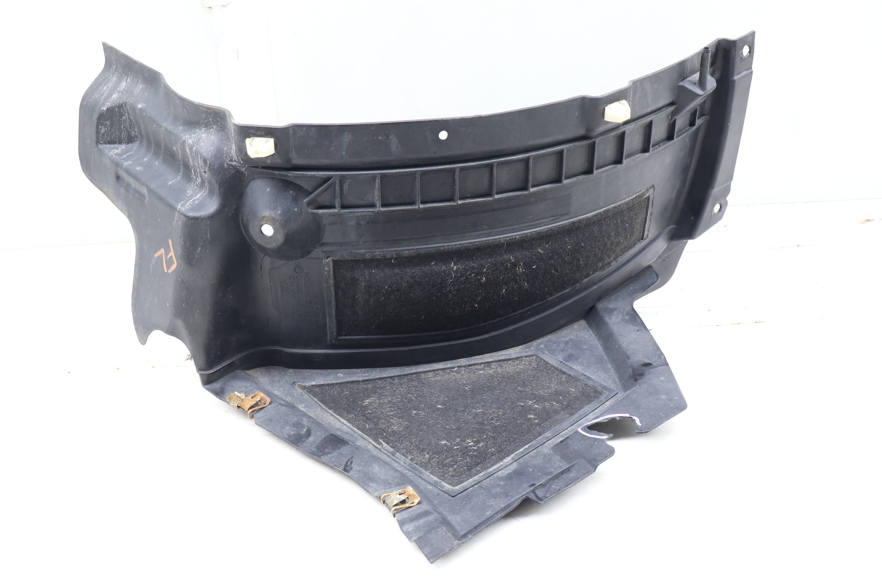 Wheel Spoiler / Mud Flap 4G0853887C